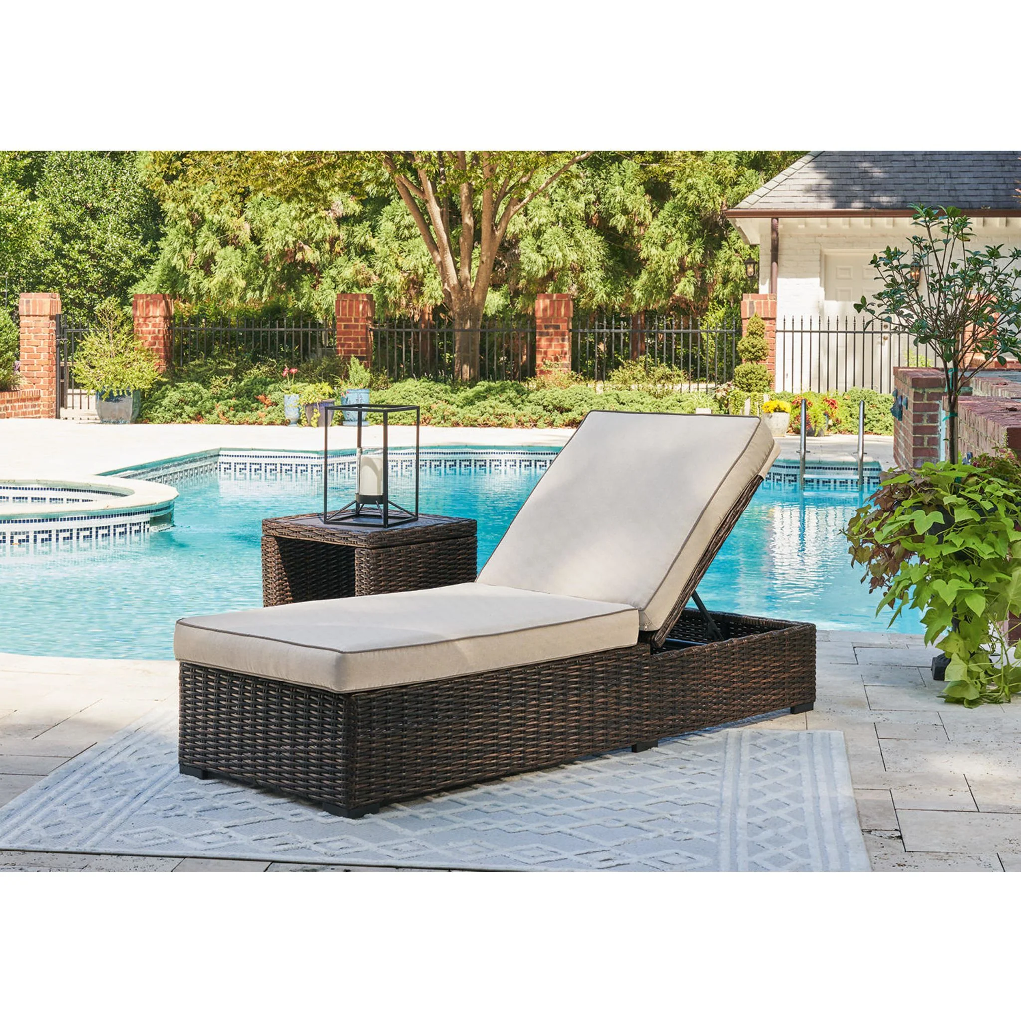 Coastline Bay Outdoor Chaise Lounge with Cushion - Image 2