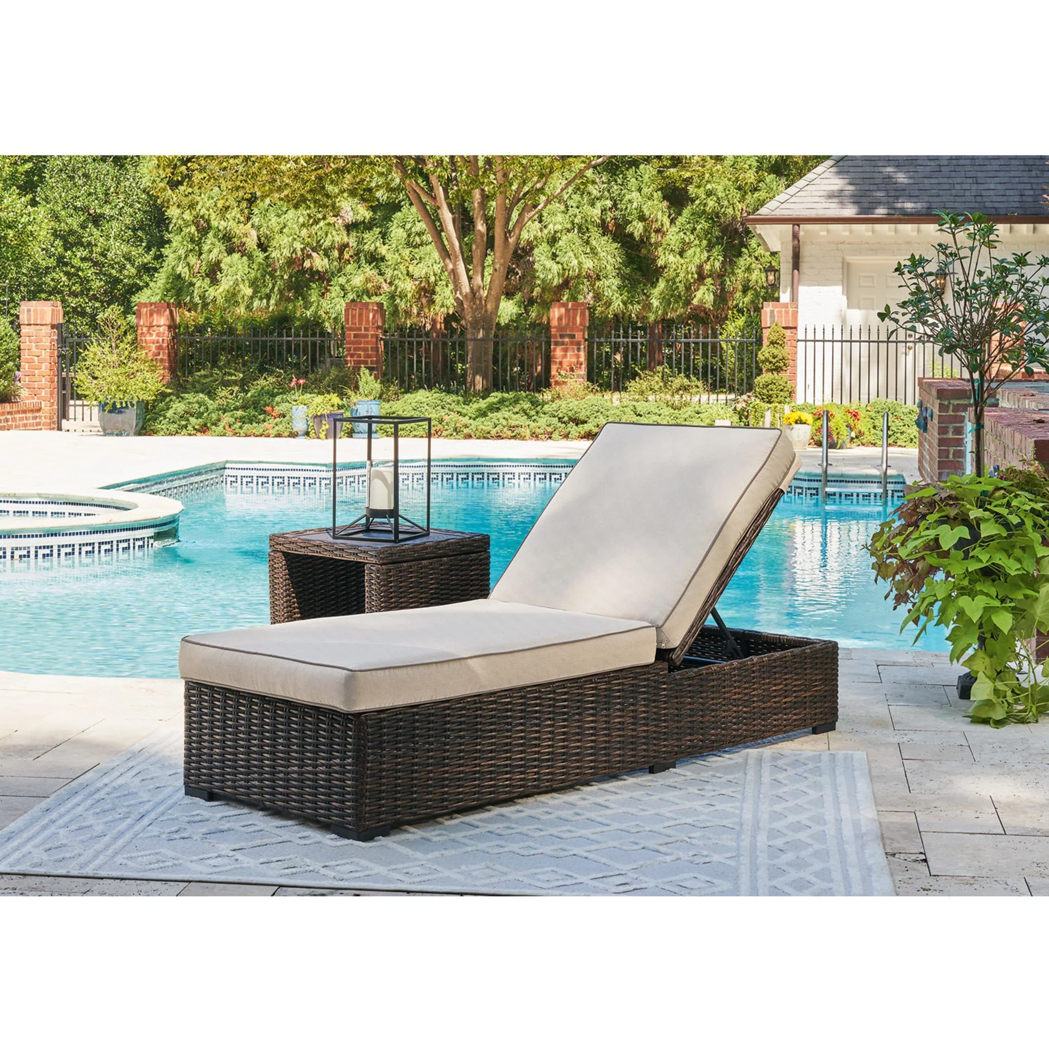 Coastline Bay Outdoor Chaise Lounge with Cushion - Image 8