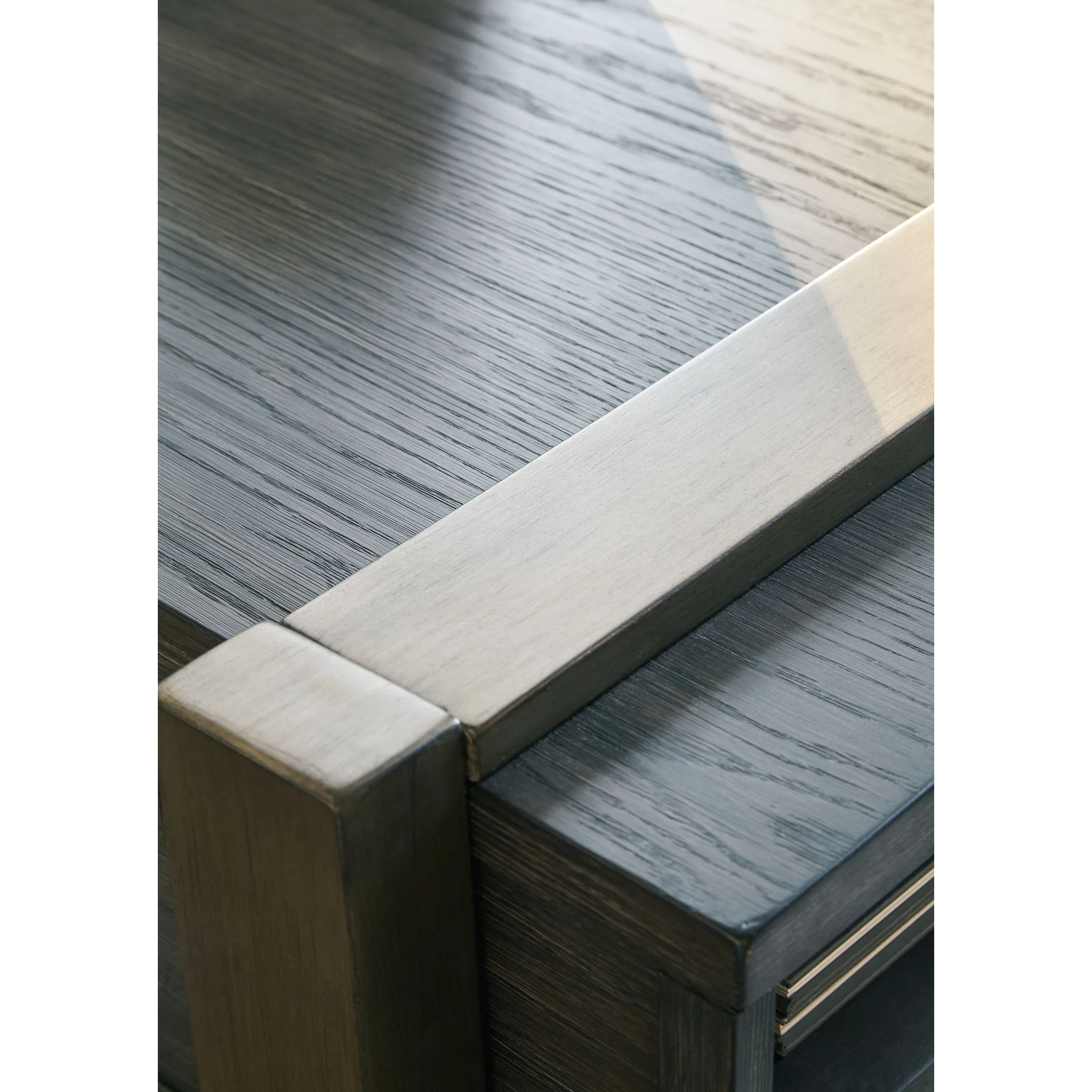 Forleeza Cocktail Table with Lift Top - Image 4