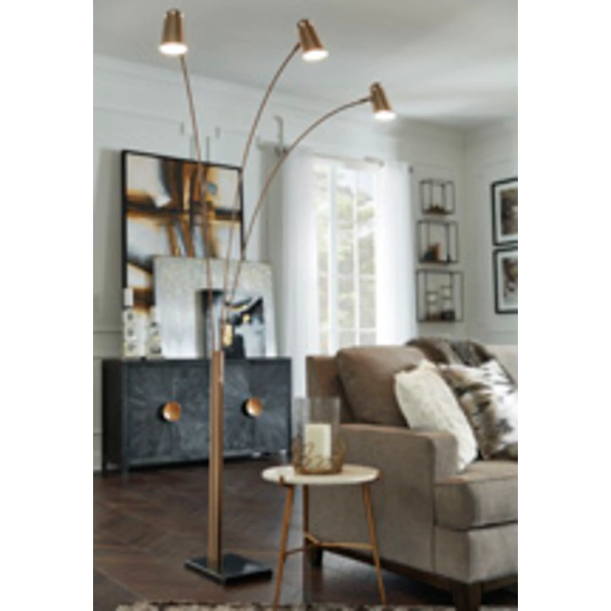 Colldale Floor Lamp - Image 4