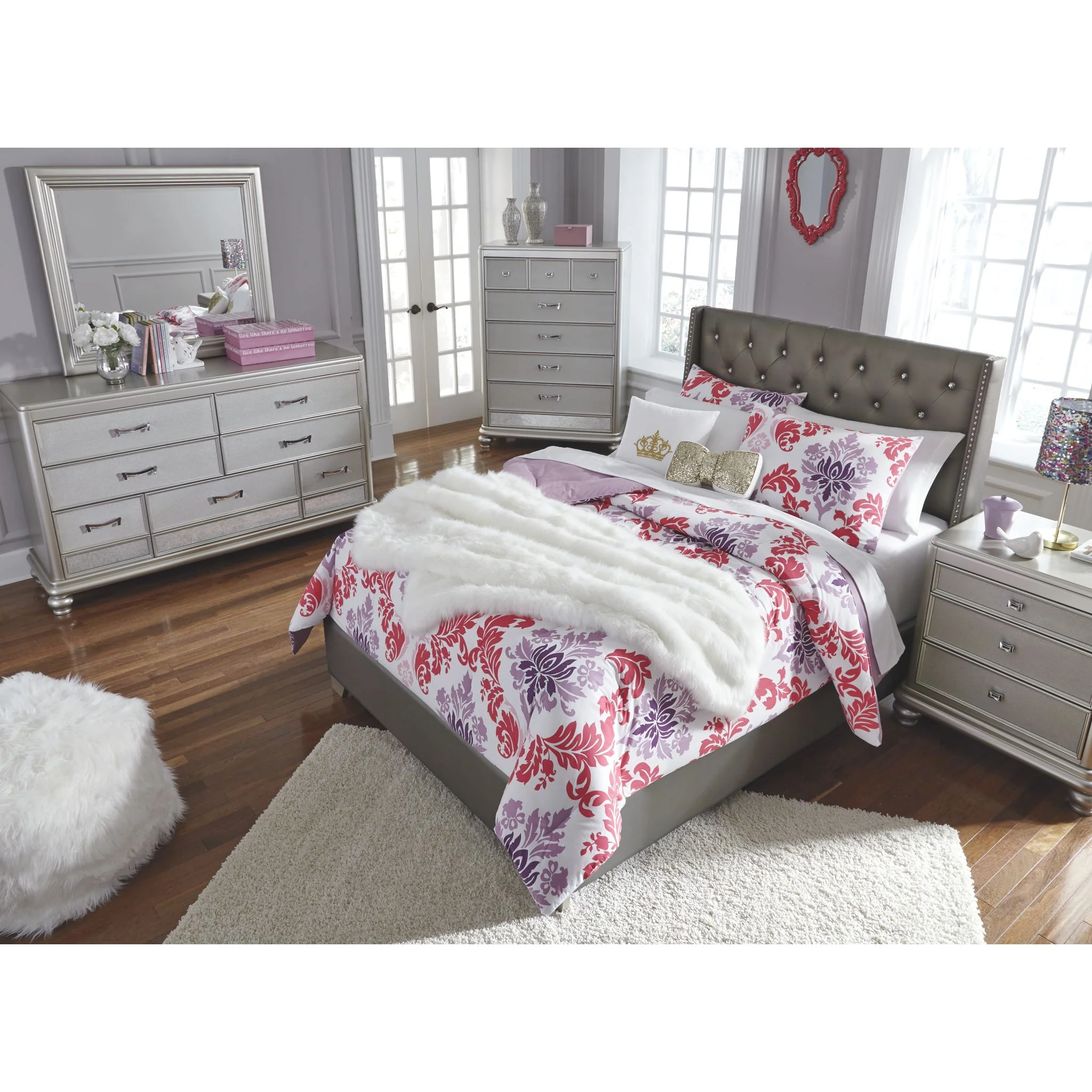 Coralayne 3 Piece Full Bed - Image 13