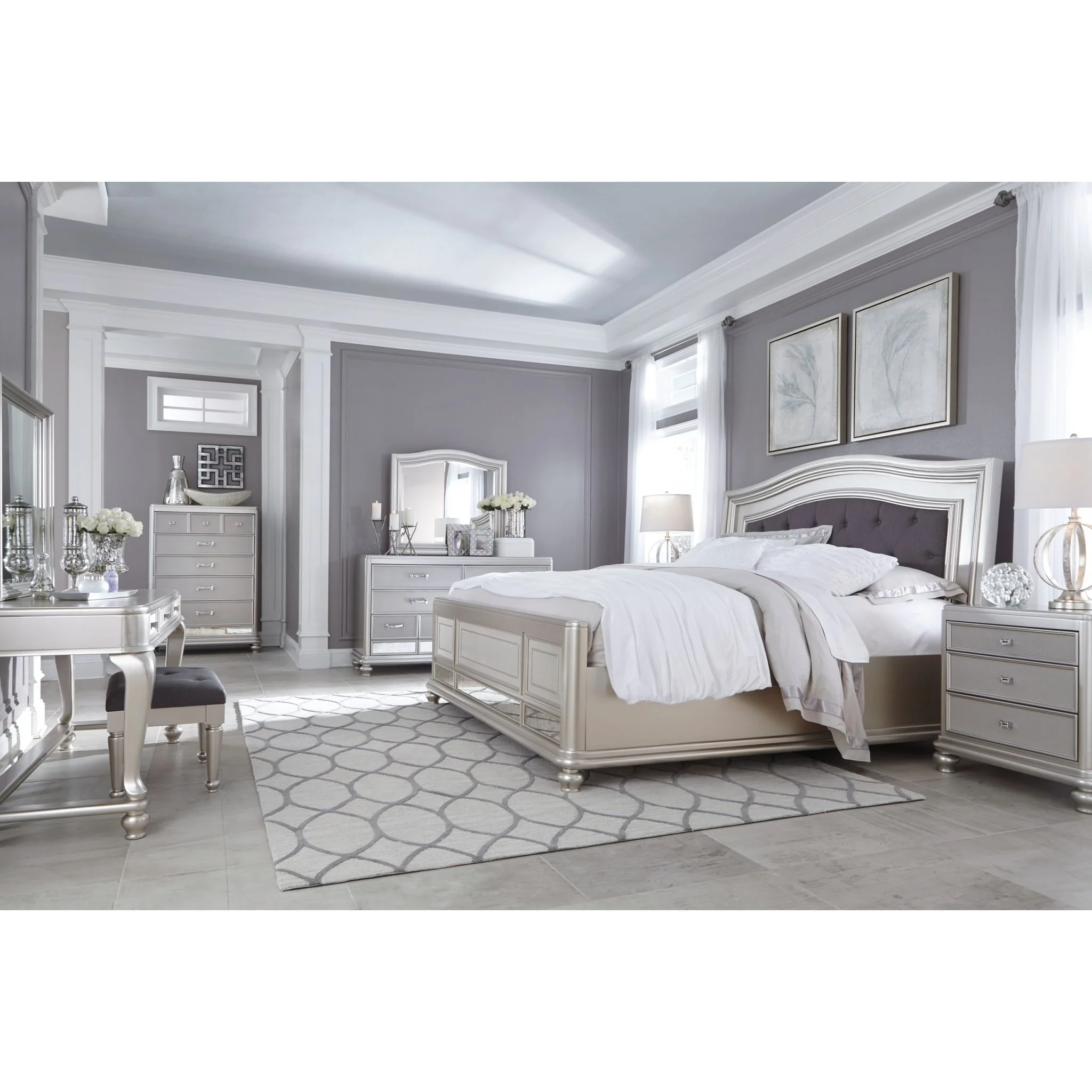 Coralayne Panel Bed - Image 15