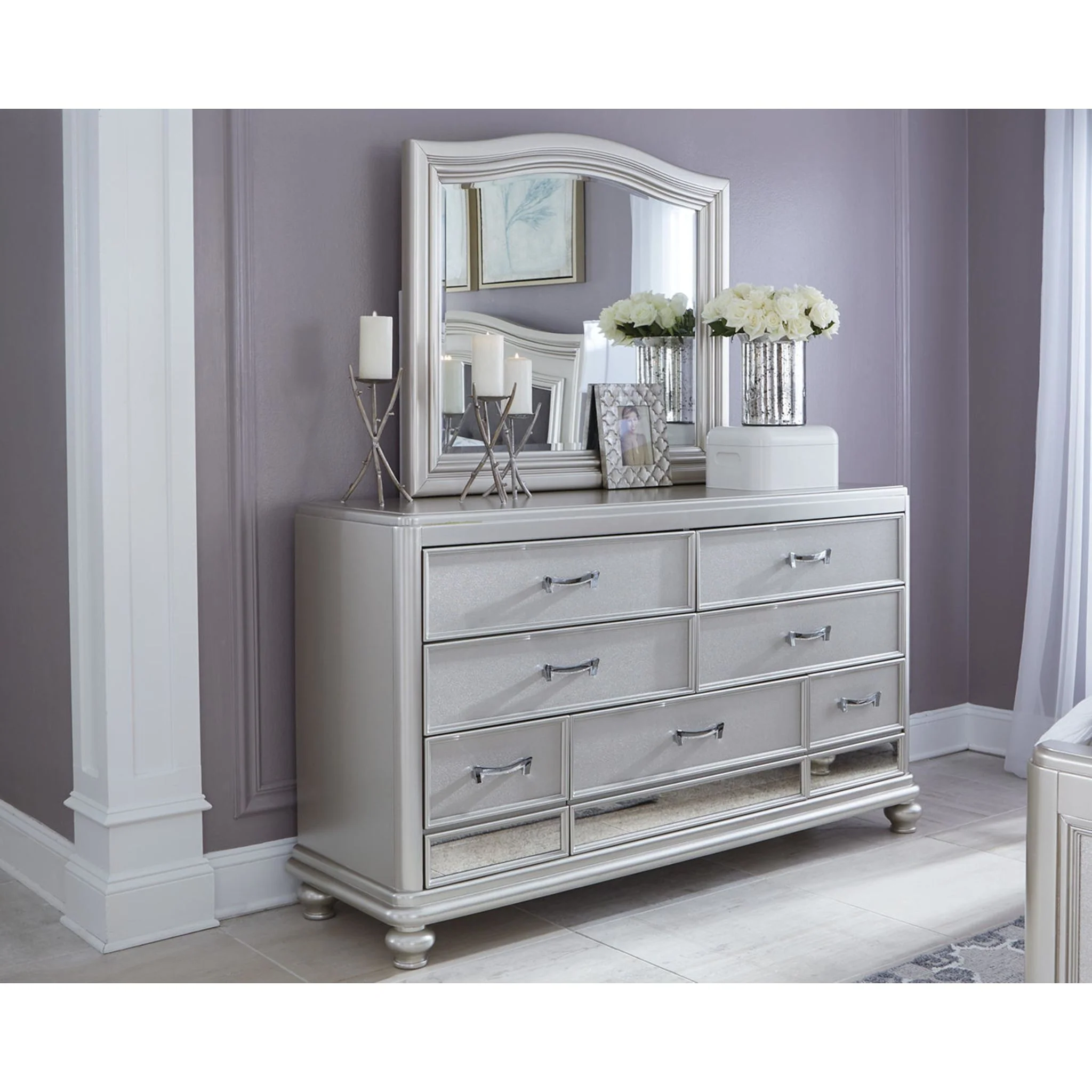 Coralayne Dresser and Mirror - Image 9
