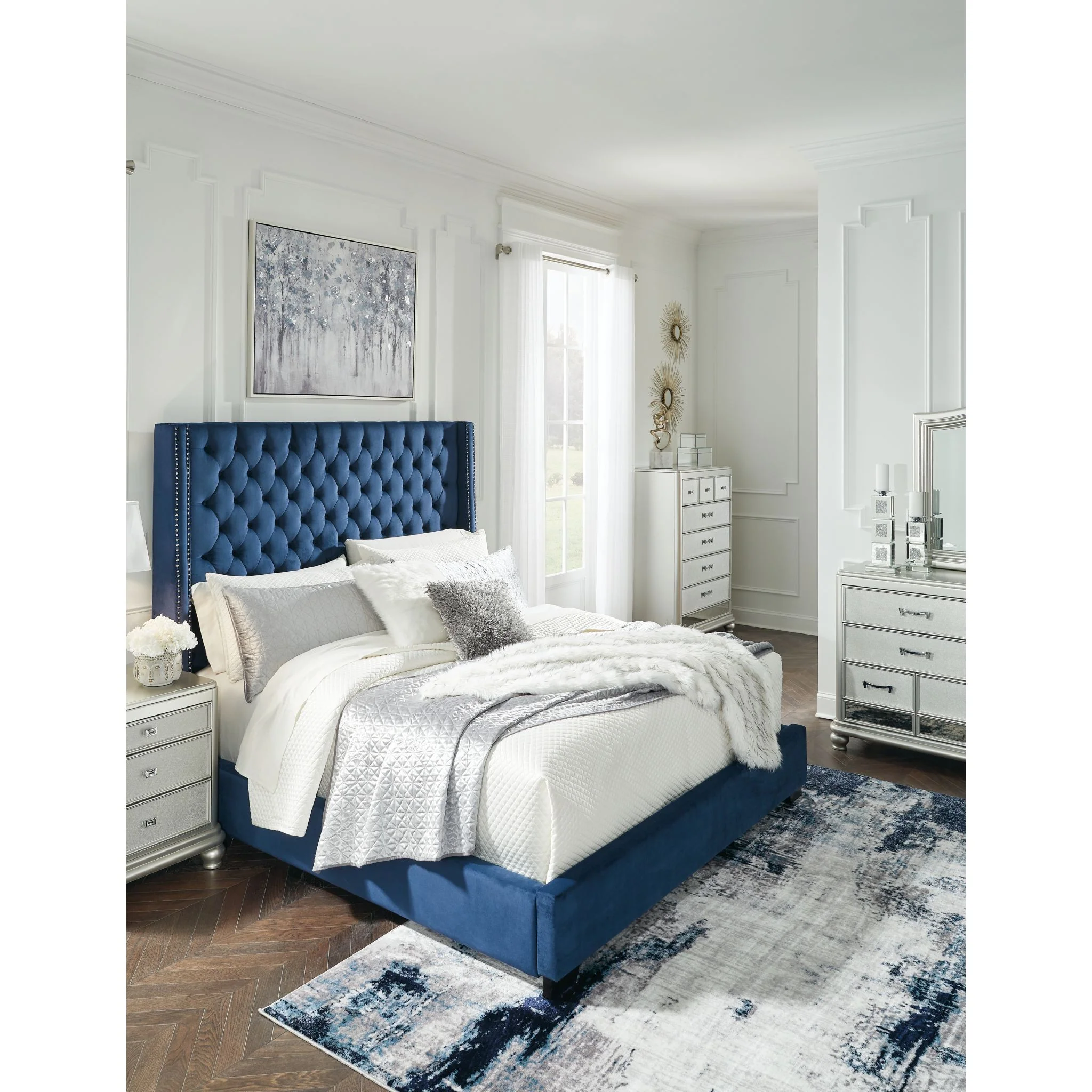 Coralayne Upholstered Bed - Image 6