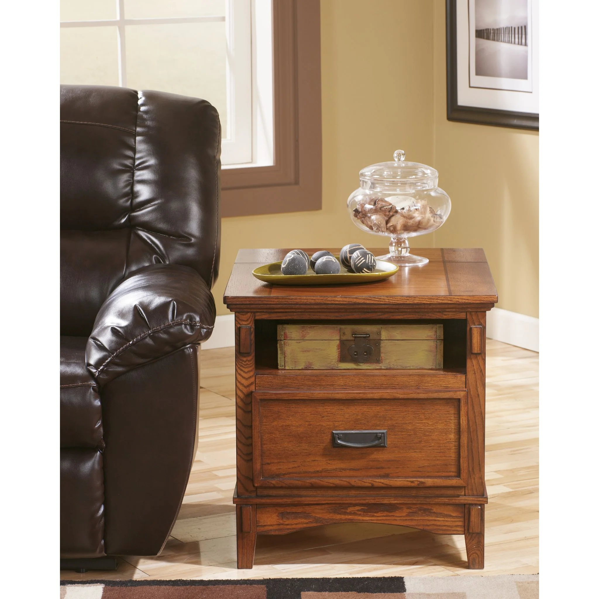 Cross Island Rectangle End Table - Image 7