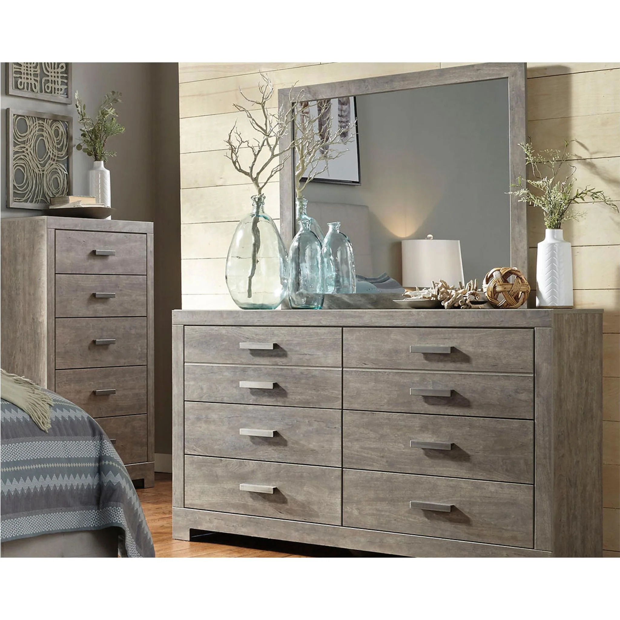 Culverbach Dresser and Mirror - Image 12