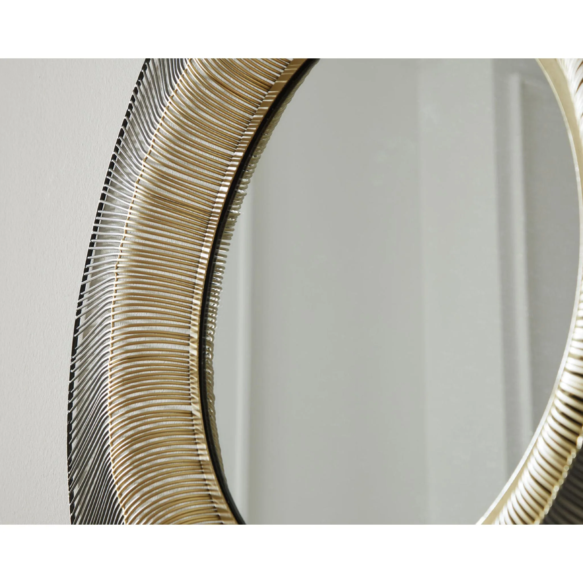 Dallmen Accent Mirror - Image 6