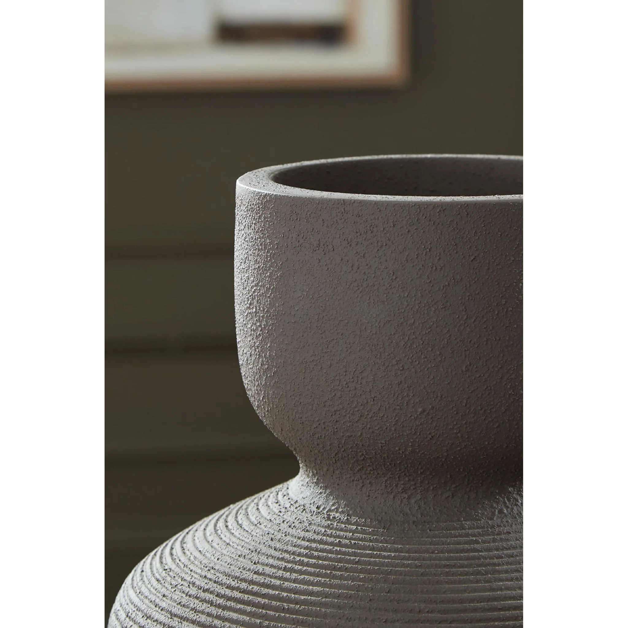 Dalsen Vase - Image 3