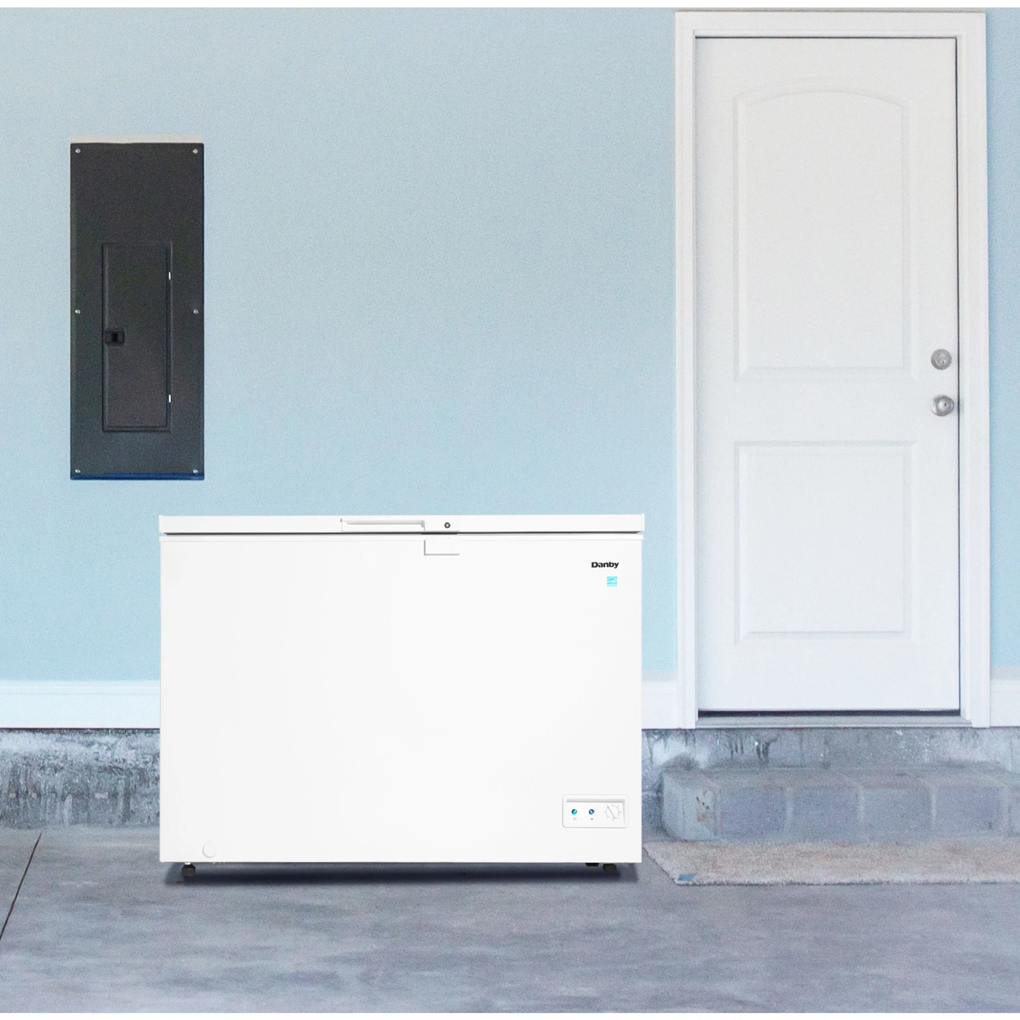 Danby 10.0 cu. ft. Chest Freezer  -White (DCF100A5WDB) - Image 24