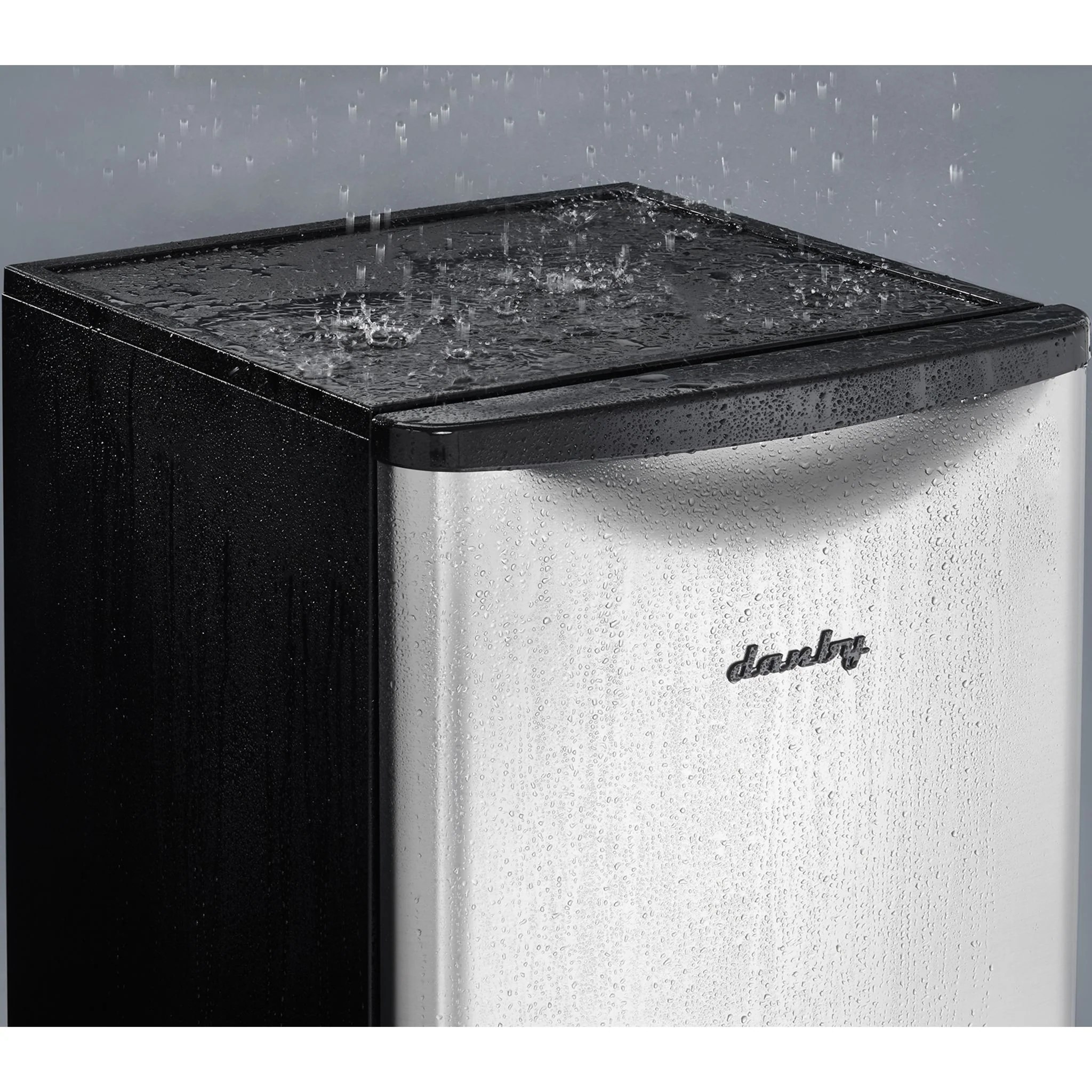 Danby 4.4 cu. ft. Outdoor Fridge  -Stainless Steel (DAR044A6BSLDBO) - Image 10