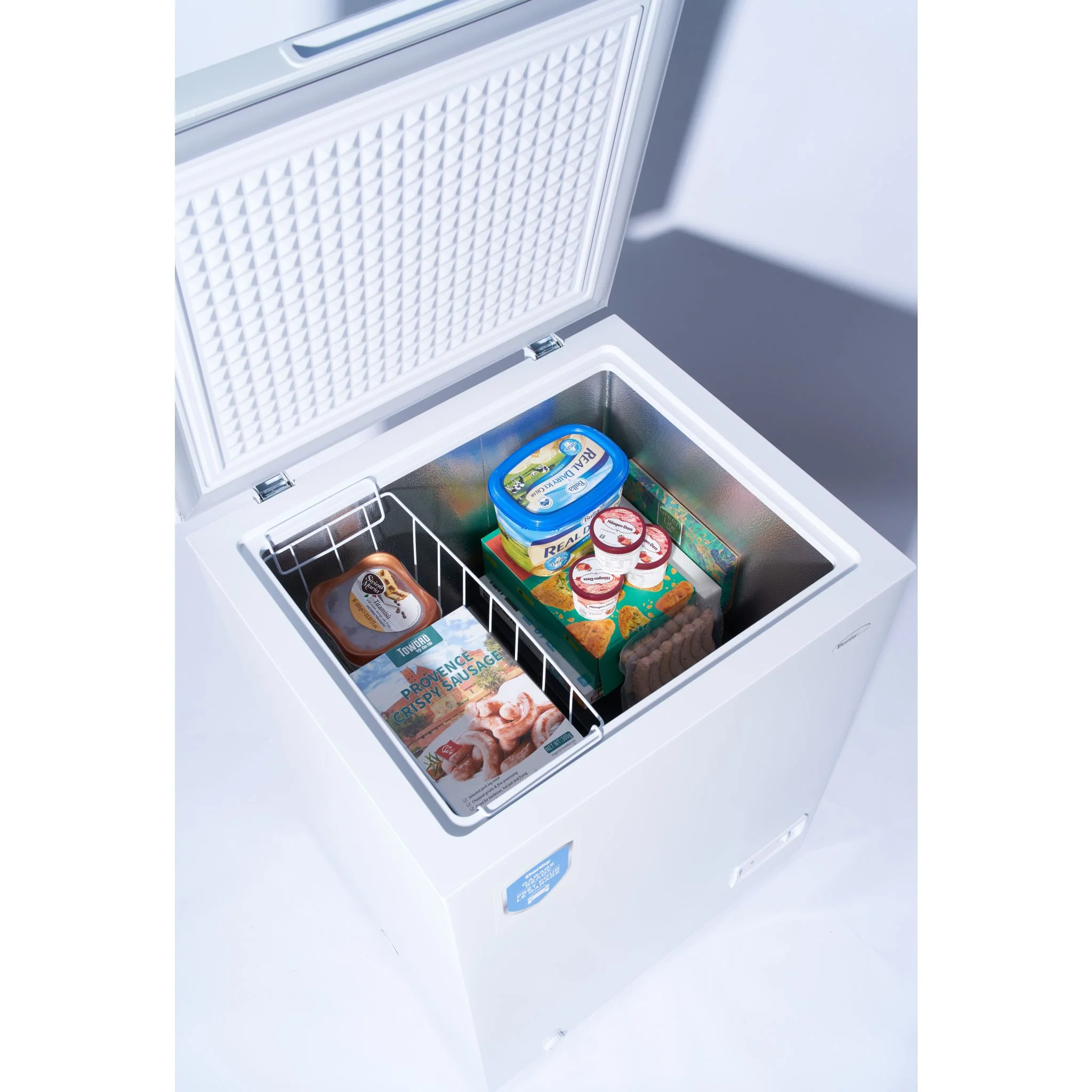 Danby 5.0 cu. ft. Square Model Chest Freezer DOE  -White (DCF050A6WM) - Image 12