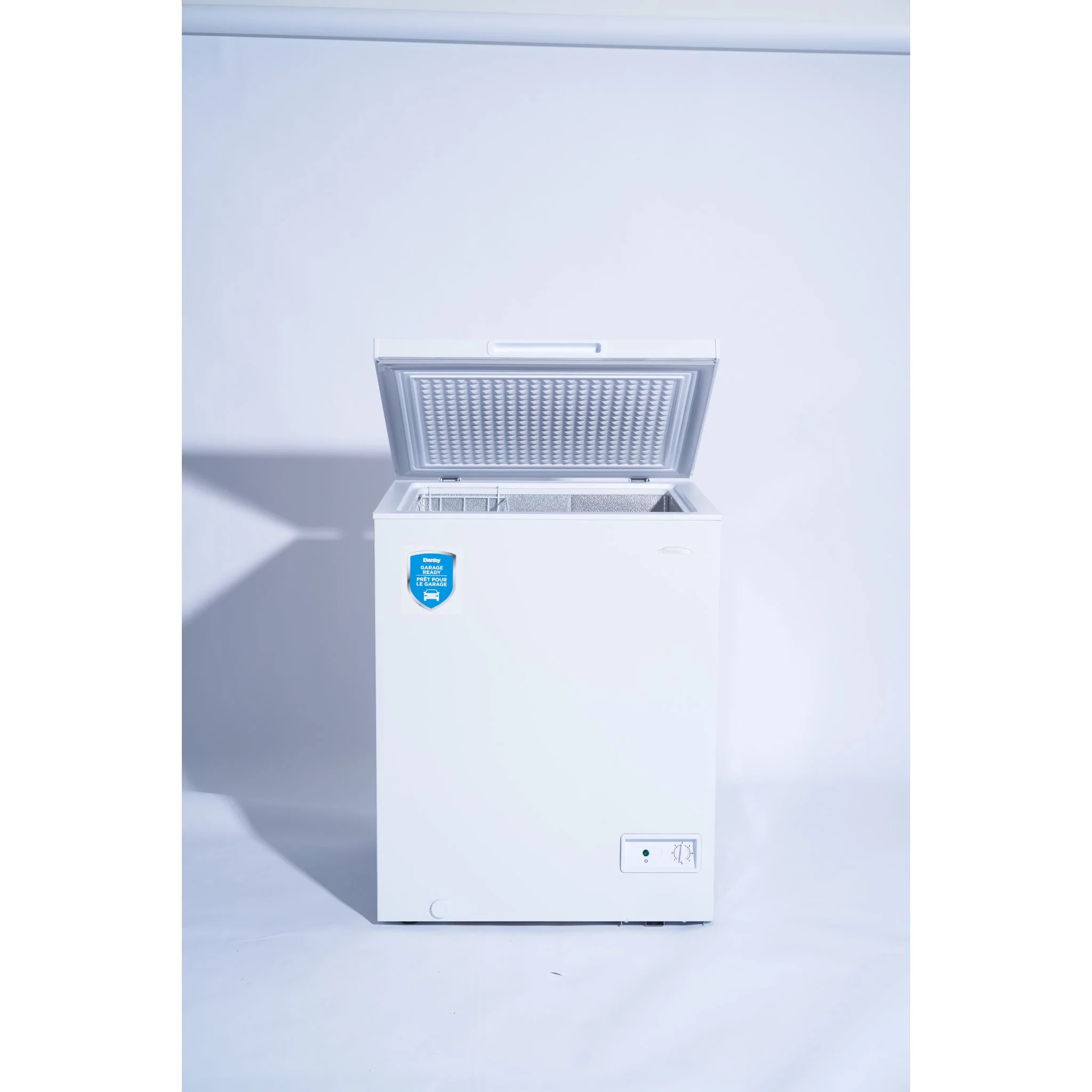 Danby 5.0 cu. ft. Square Model Chest Freezer DOE  -White (DCF050A6WM) - Image 20