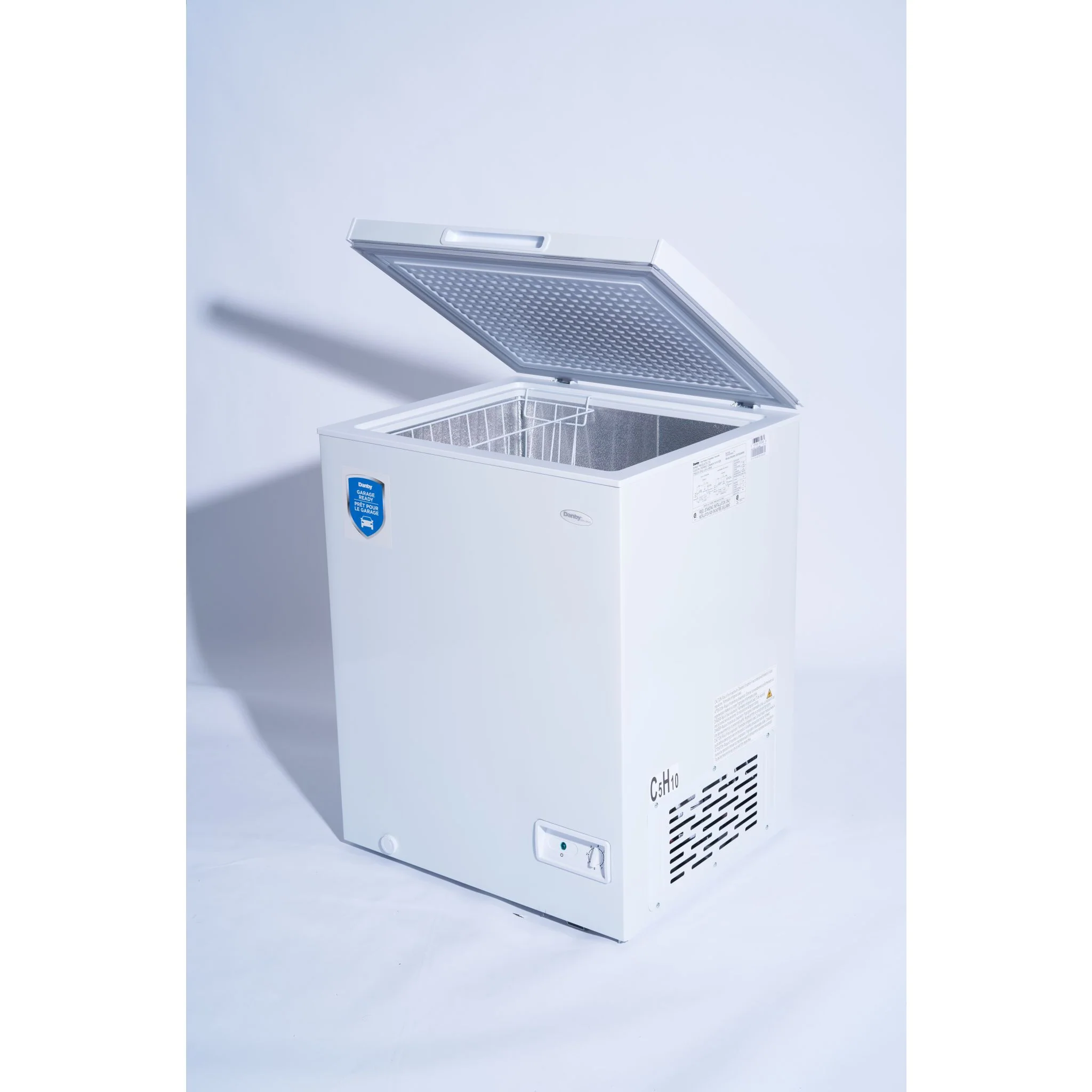Danby 5.0 cu. ft. Square Model Chest Freezer DOE  -White (DCF050A6WM) - Image 21