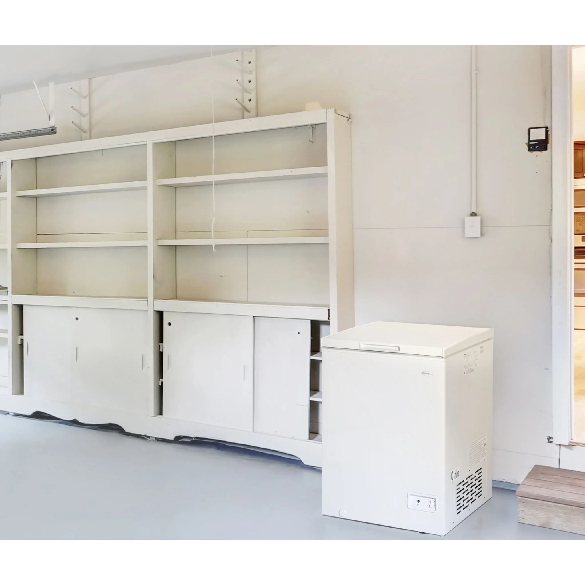 Danby 5.0 cu. ft. Square Model Chest Freezer DOE  -White (DCF050A6WM) - Image 26