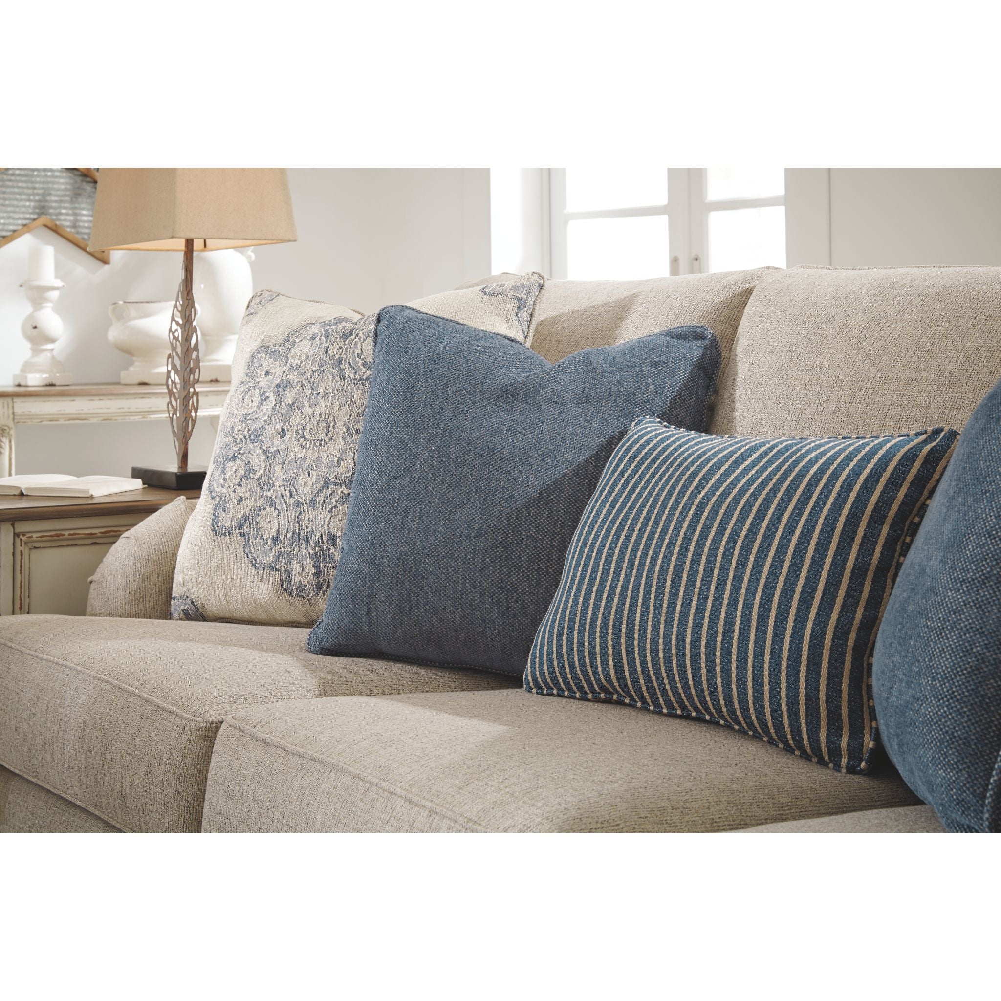 Dandrea-Exclusive Queen Sofa Sleeper - Image 10