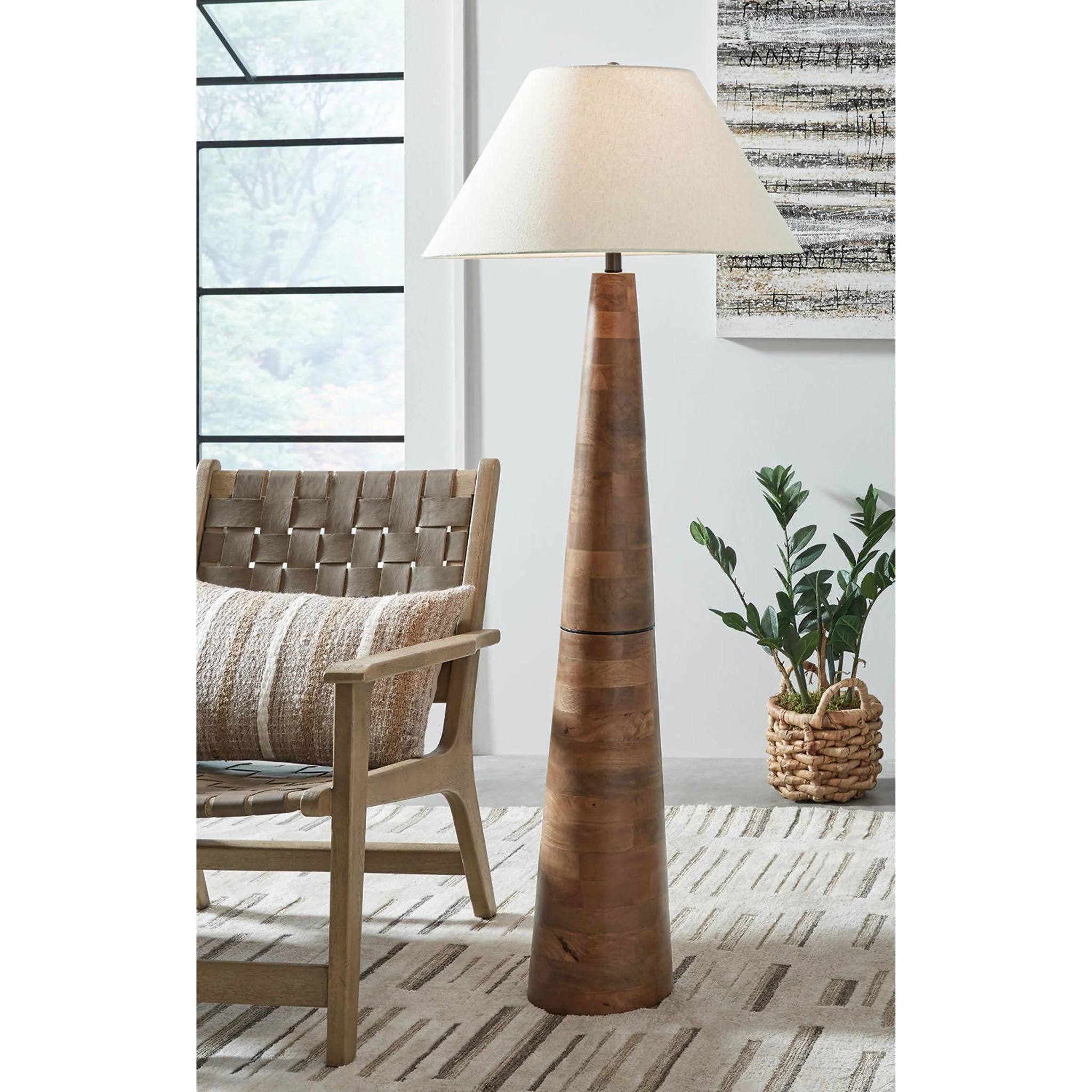 Danset Floor Lamp - Image 2