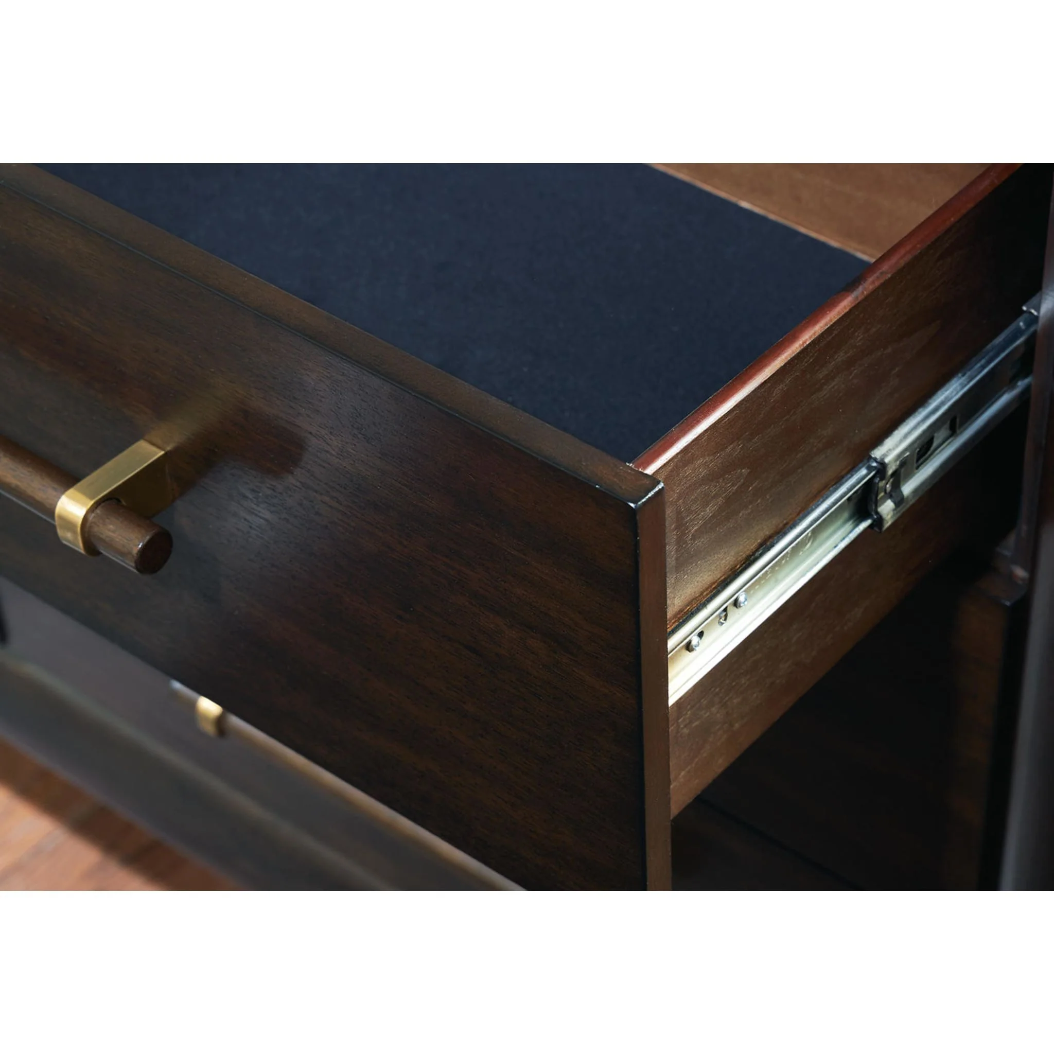 Dantenton Dresser - Image 6