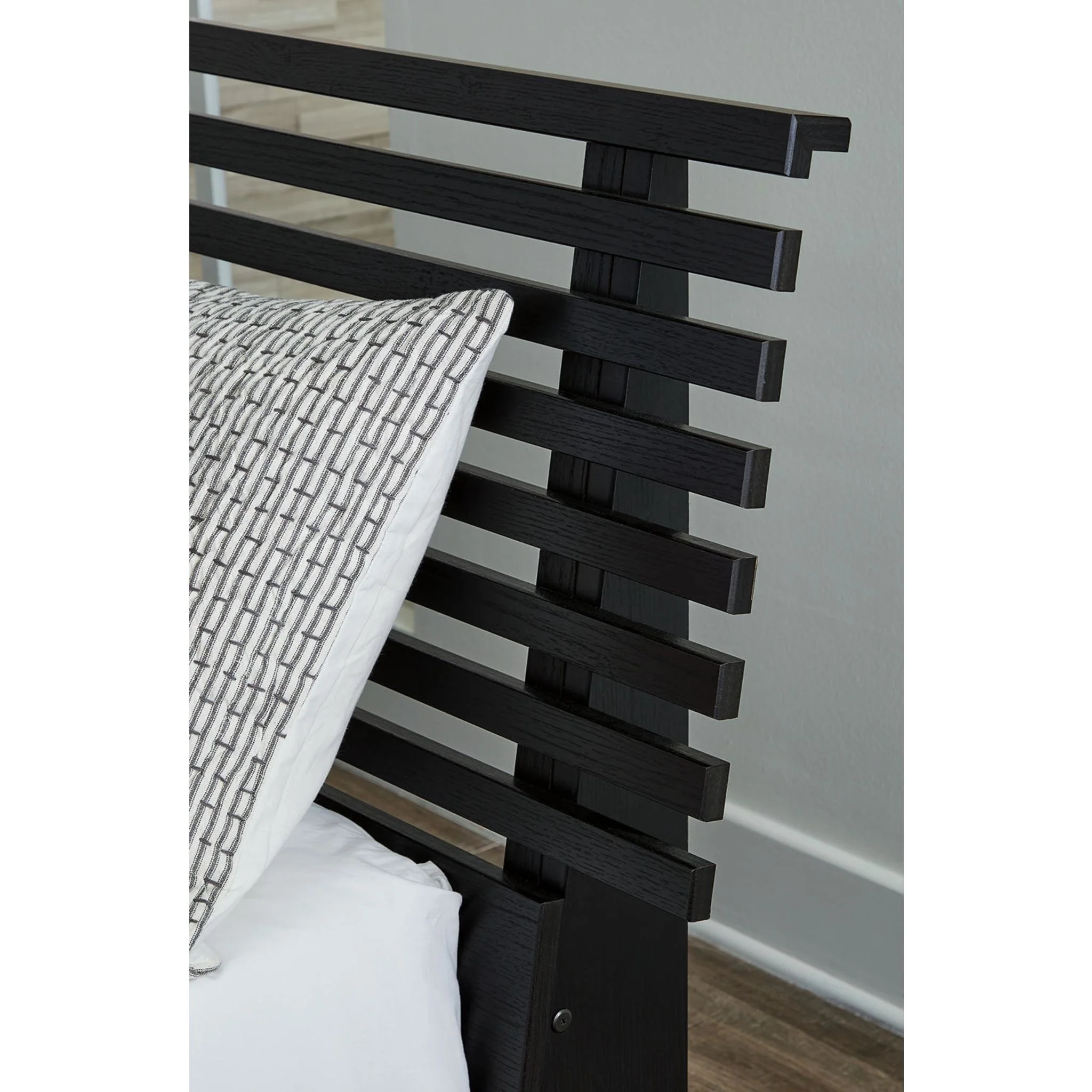 Danziar Full Slat Headboard - Image 3
