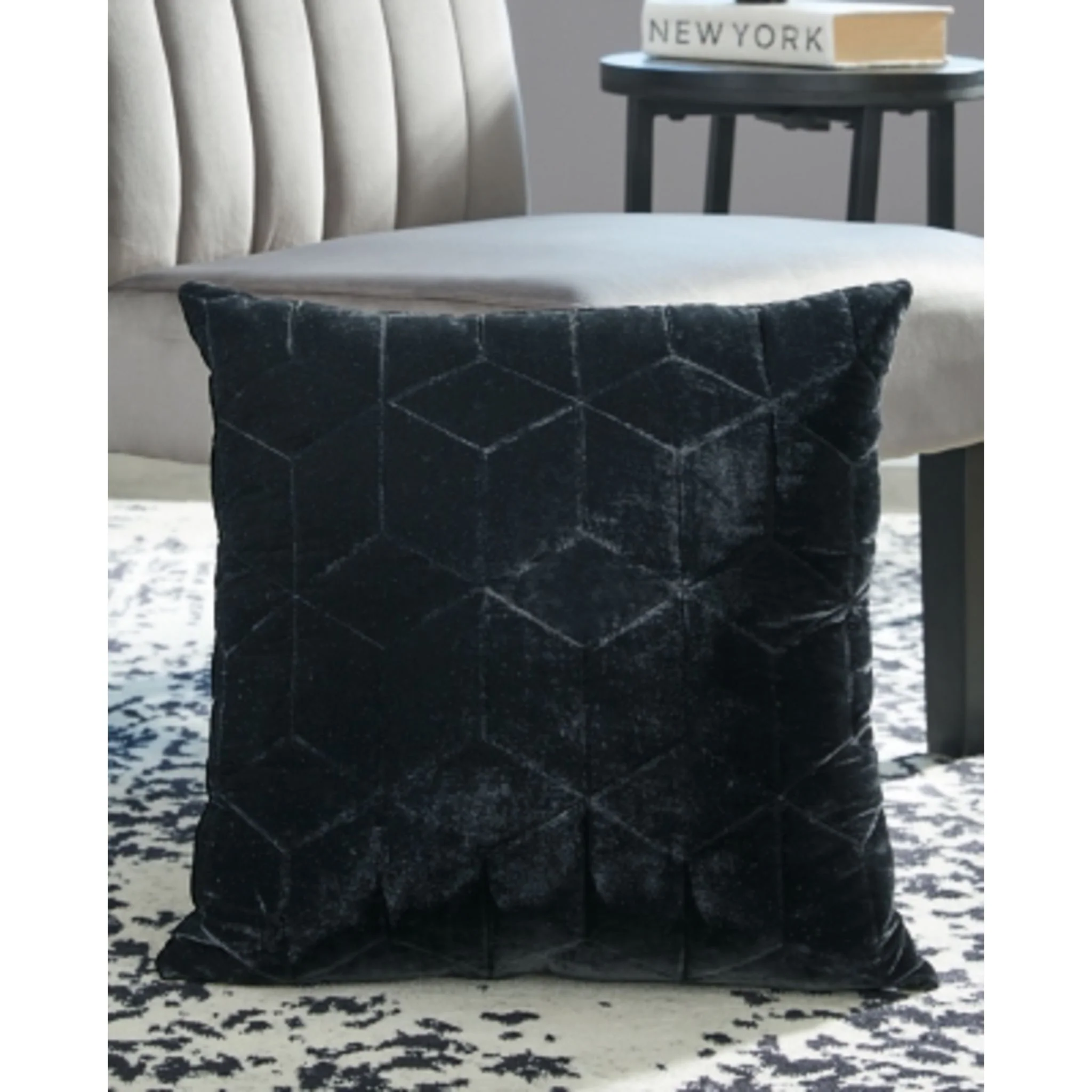 Darleigh Accent Pillow - Image 7