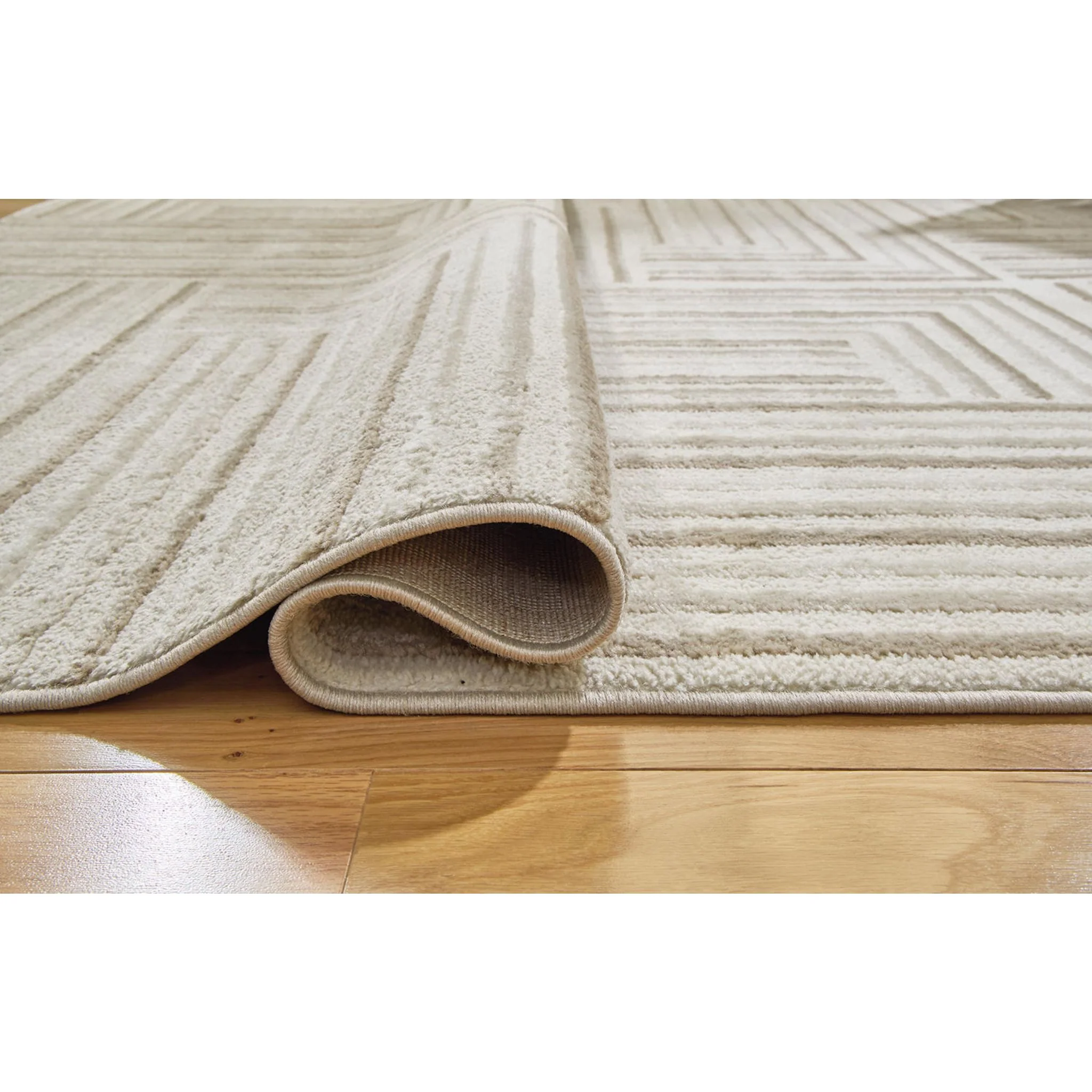 Darmondard Area Rug - Image 4