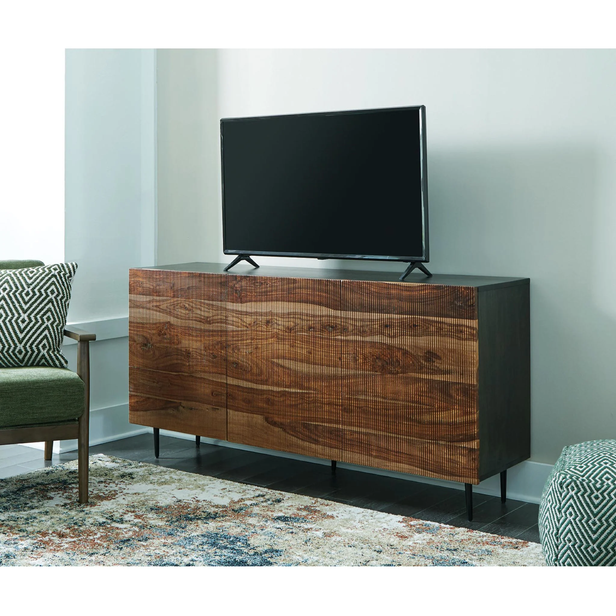 Darrey Accent Cabinet - Image 9