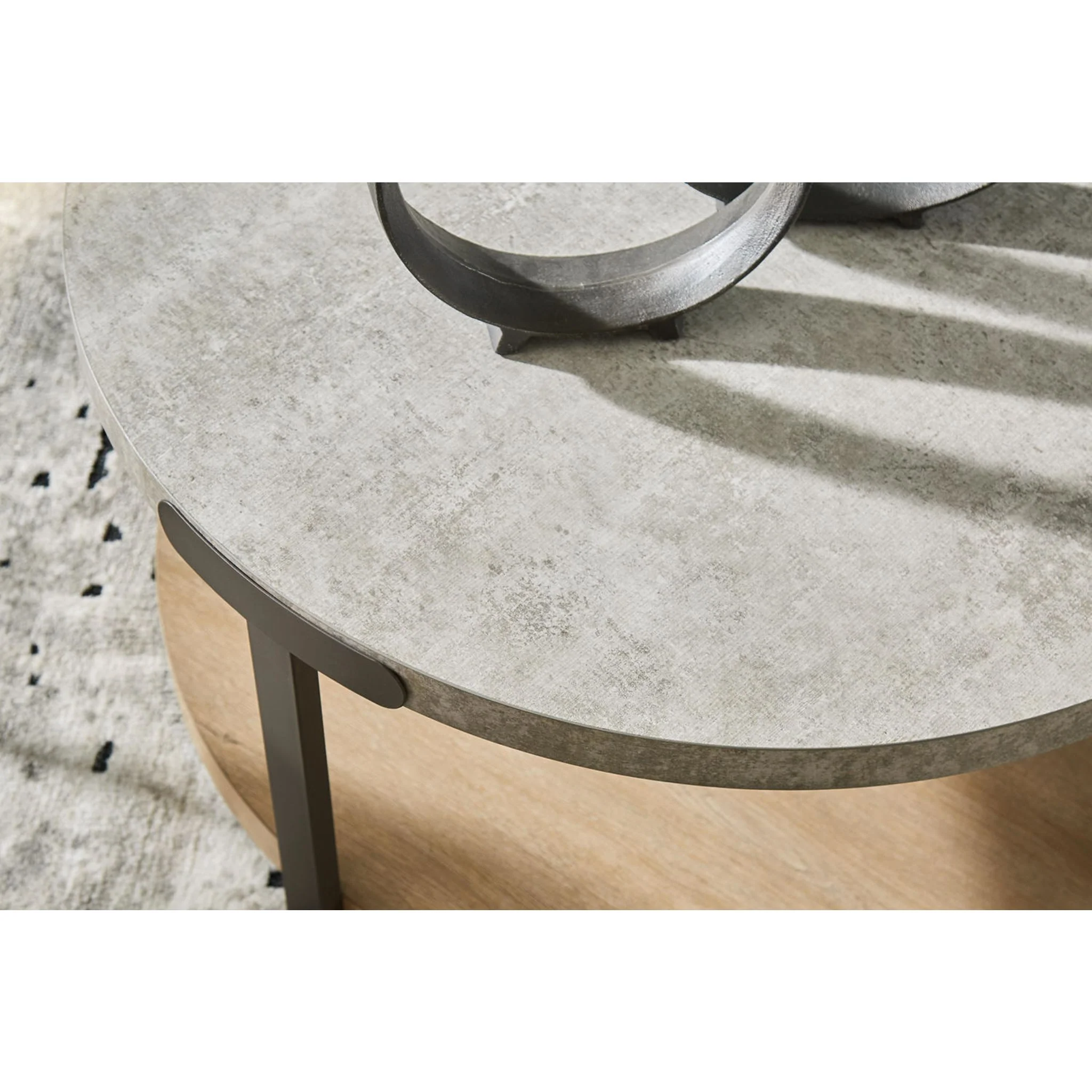 Darthurst Occasional Table Set (set of 3) - Image 5