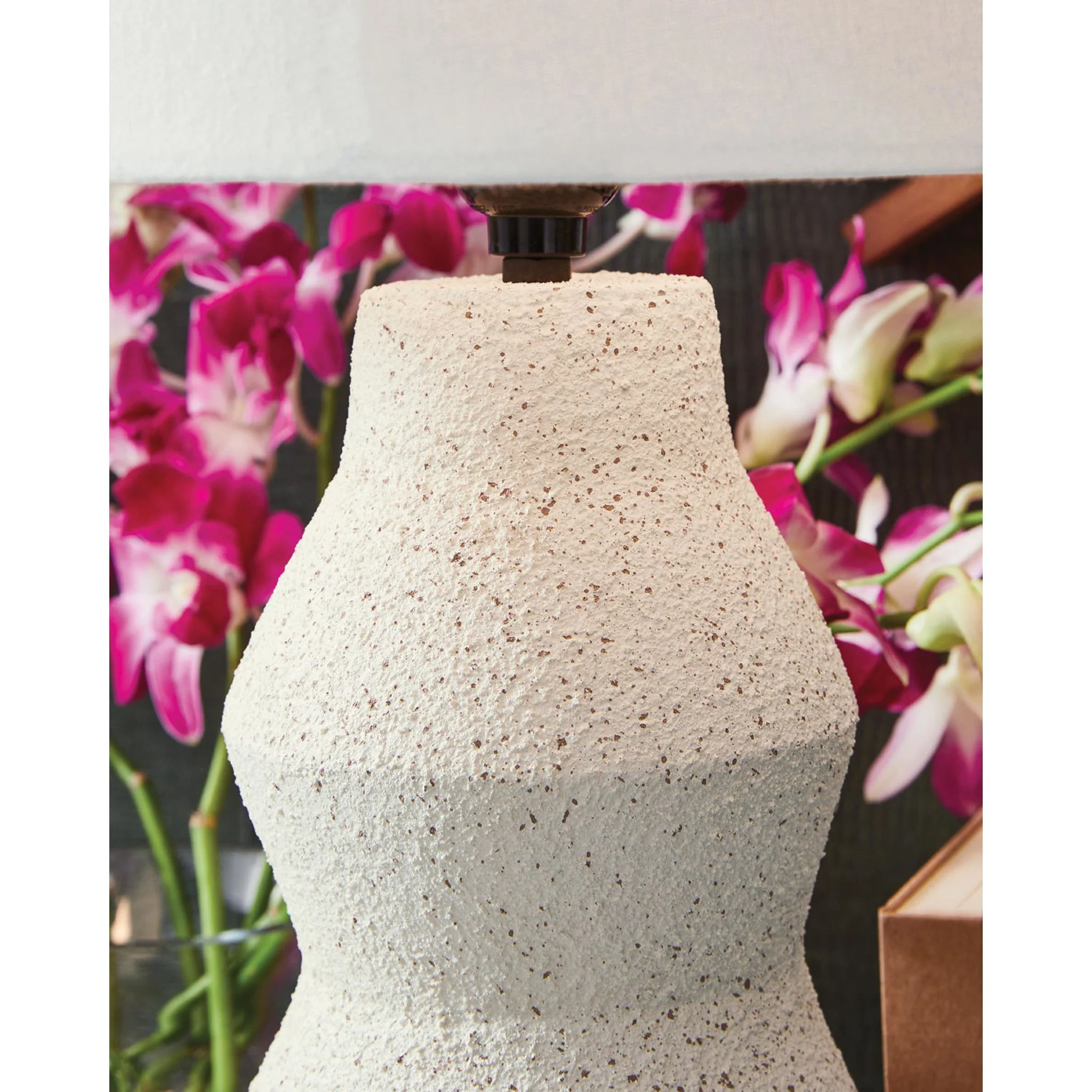 Dawthorne Table Lamp - Image 4