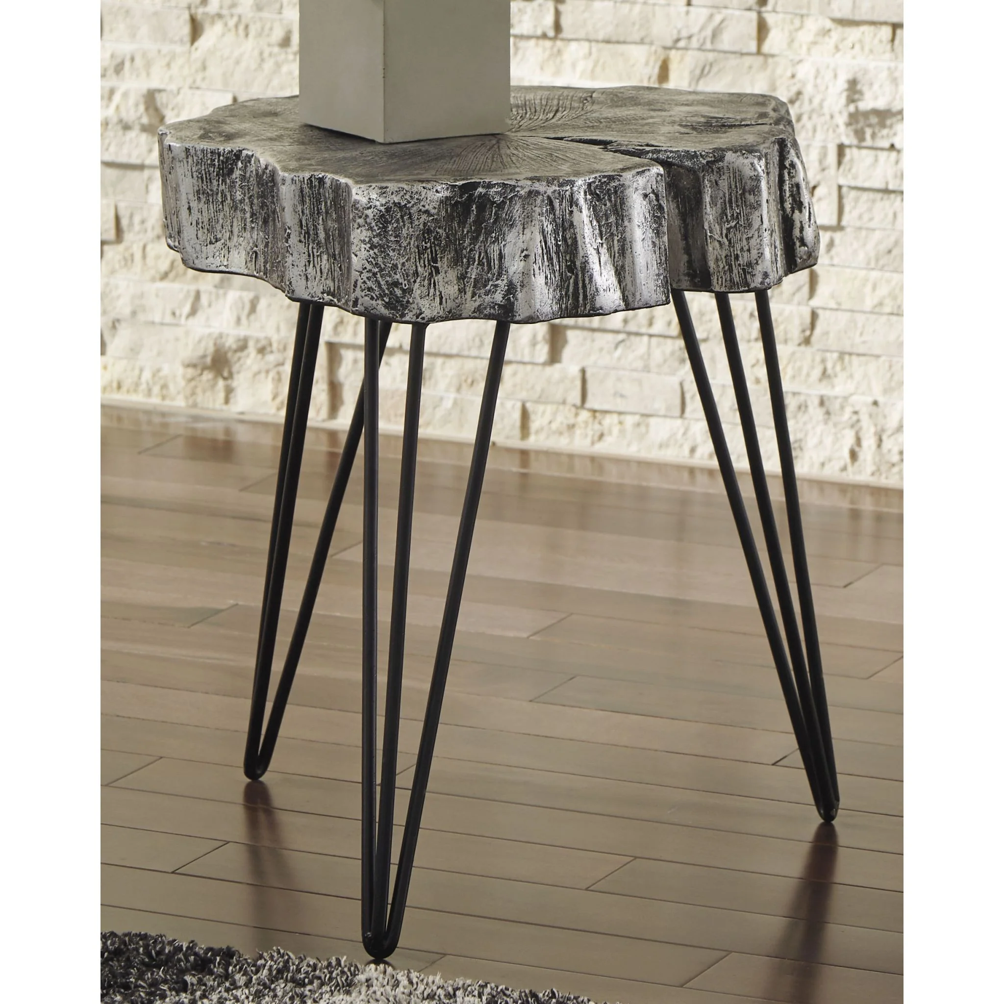 Dellman Accent Table - Image 2