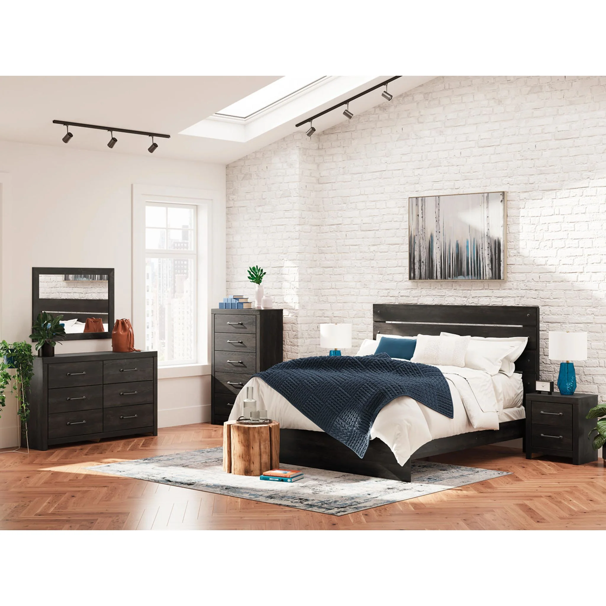 Delmorta King Panel Bed - Image 12