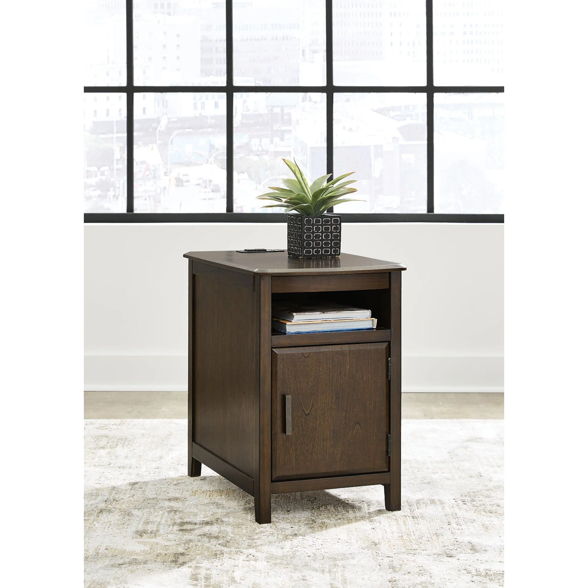 Devonsted Chairside End Table - Image 5