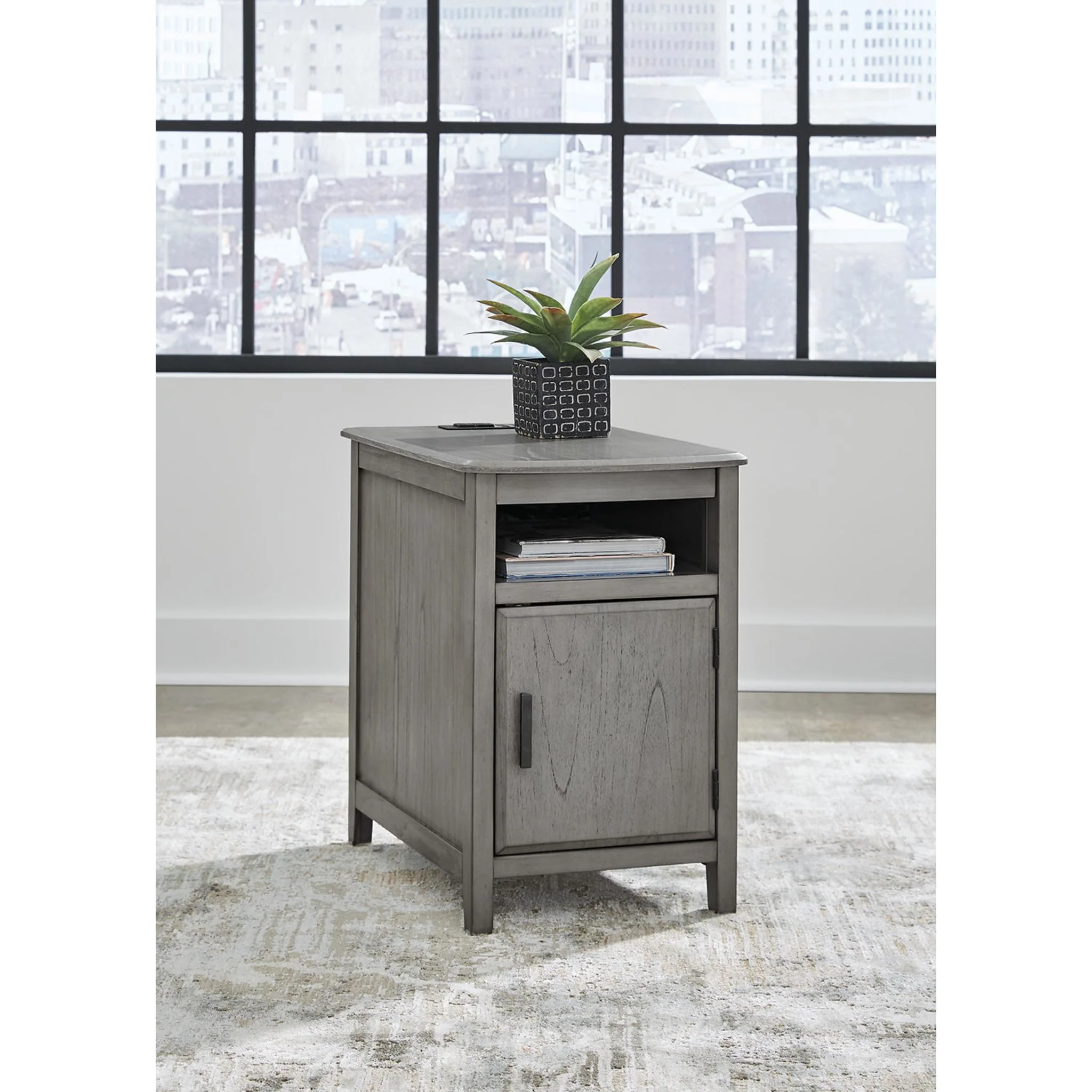 Devonsted Chairside End Table - Image 5