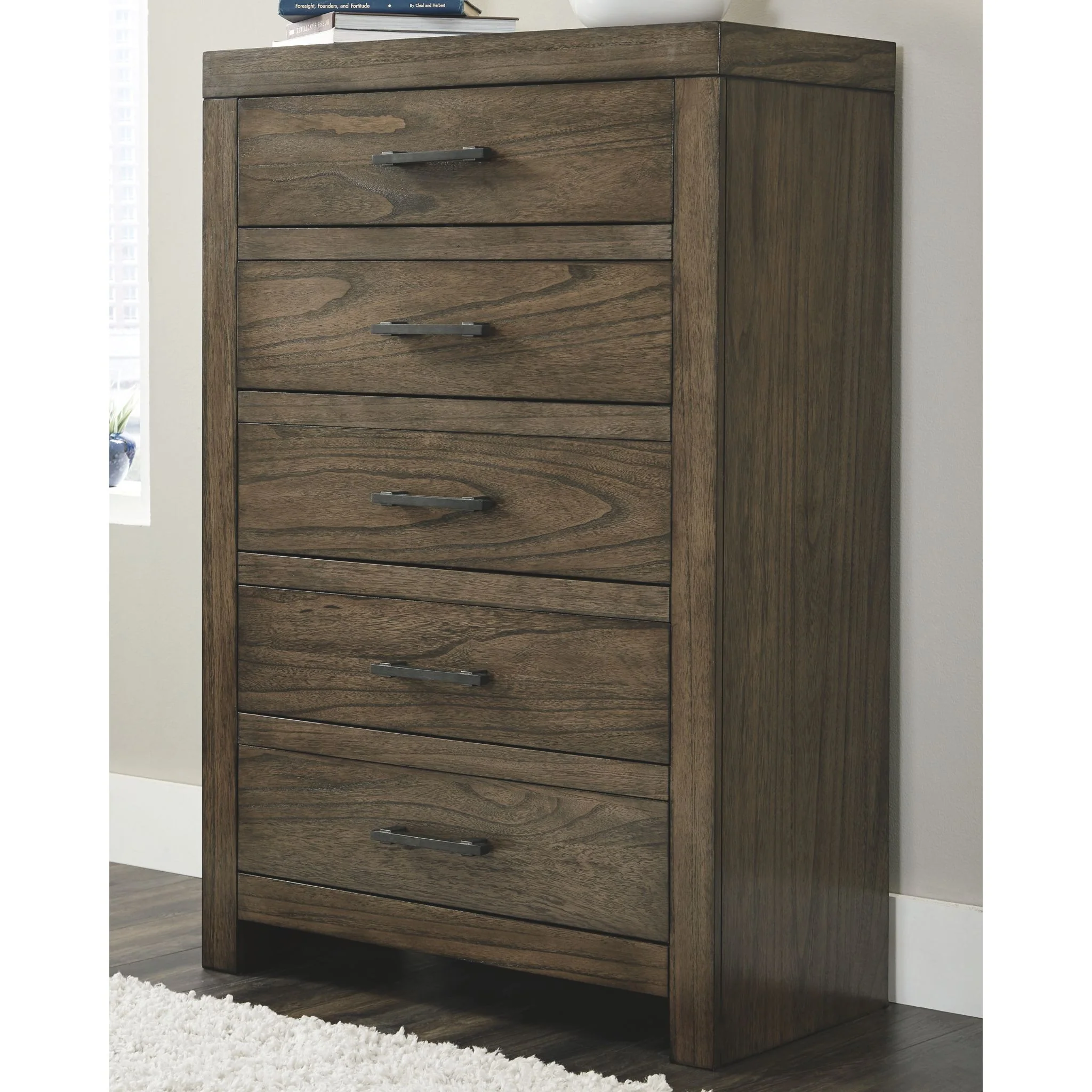 Deylin-Exclusive Chest - Image 2