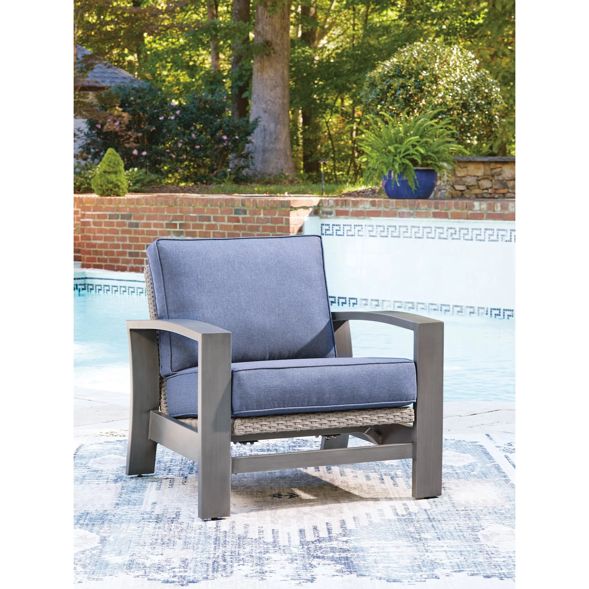 Dillon Beach Outdoor Lounge Chair with Cushion - Image 6
