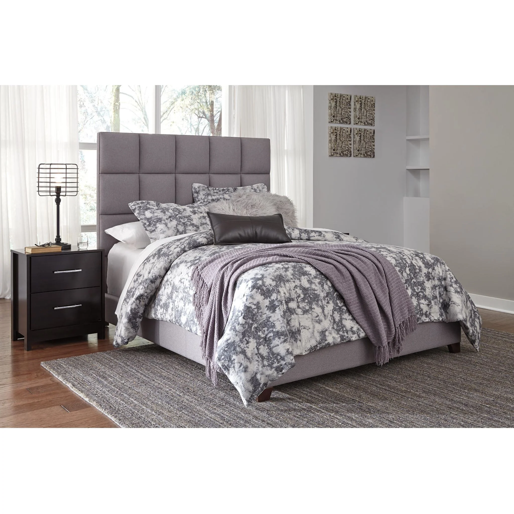 Dolante Upholstered Bed - Image 15