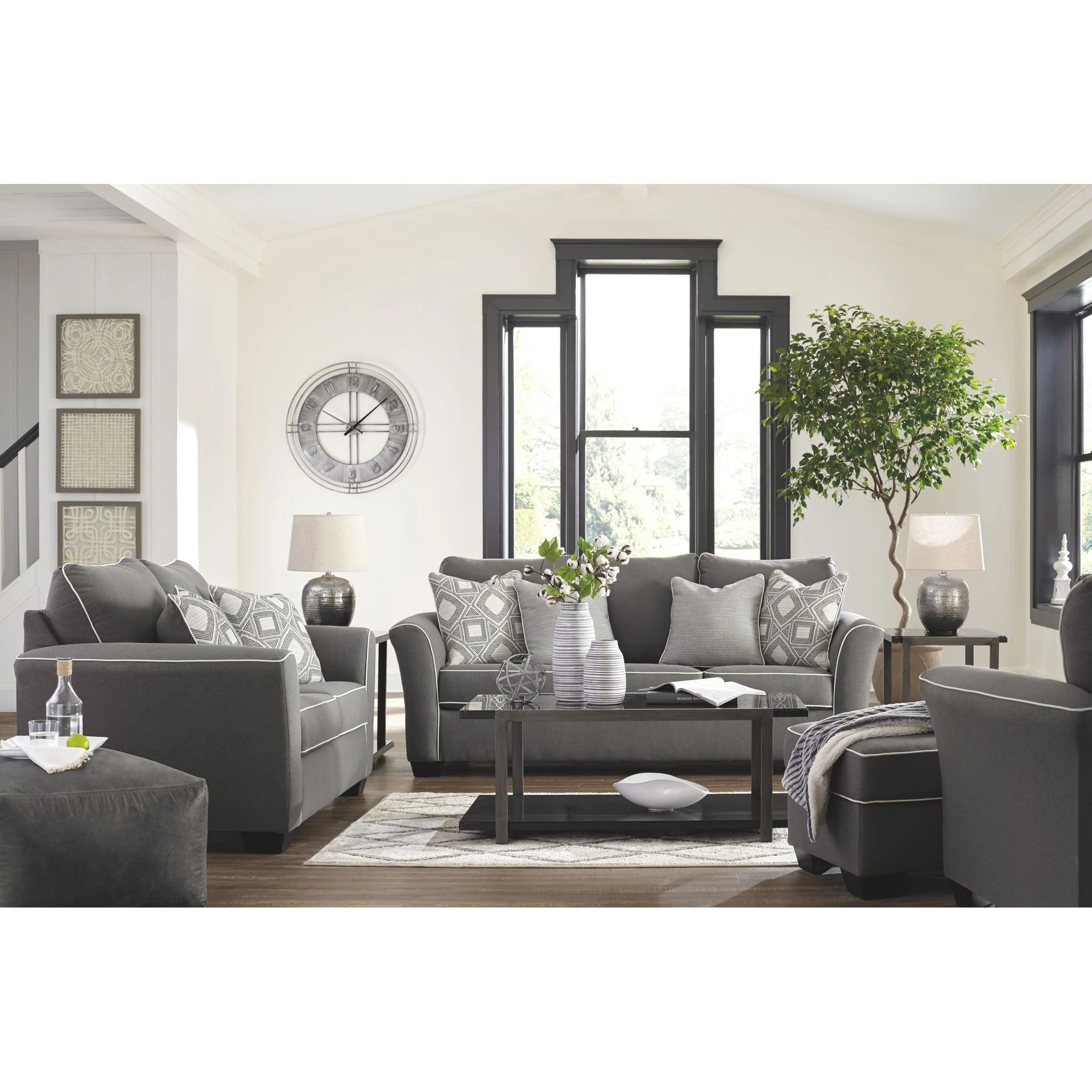 Domani Chair - Image 10