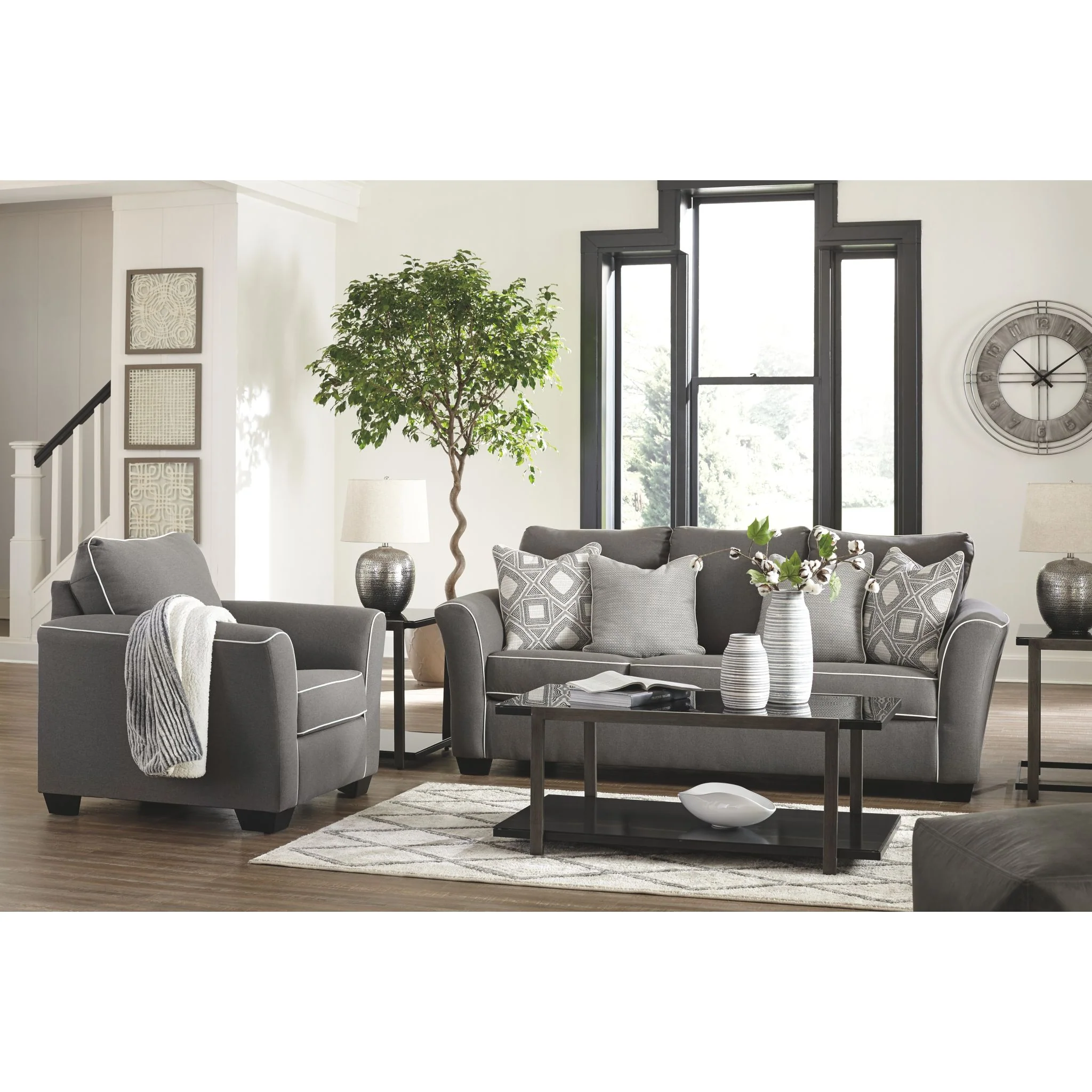 Domani Chair - Image 9