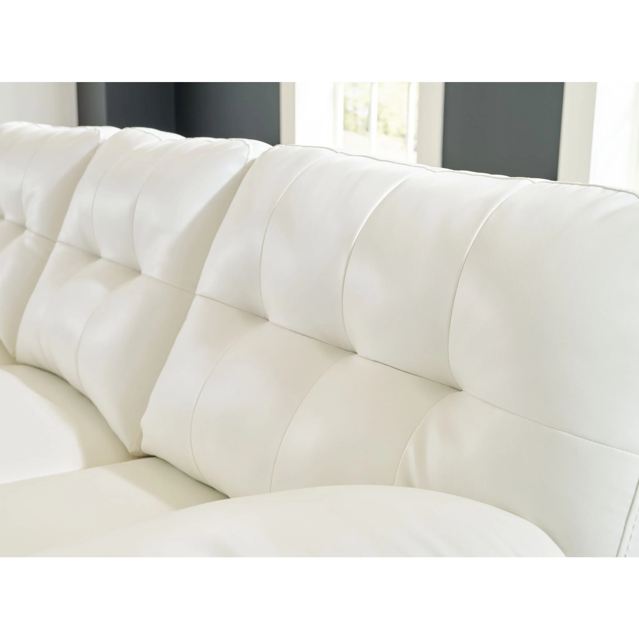 Donlen 2 Piece Sectional with Chaise - Image 4