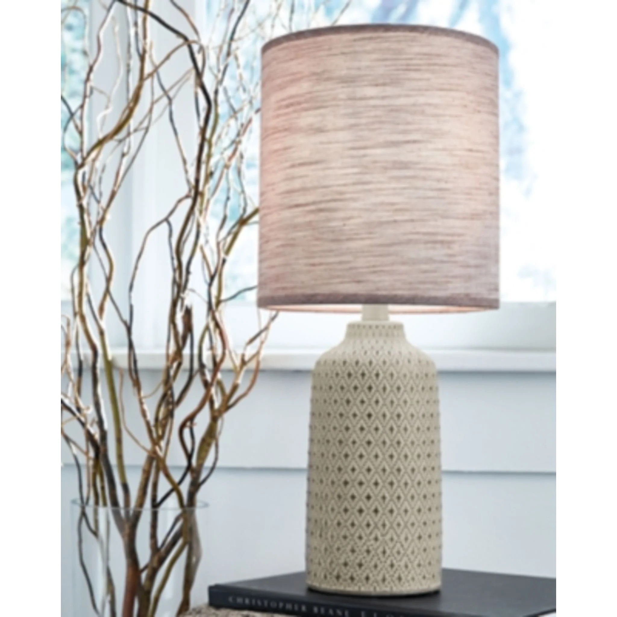 Donnford Table Lamp (Single) - Image 2
