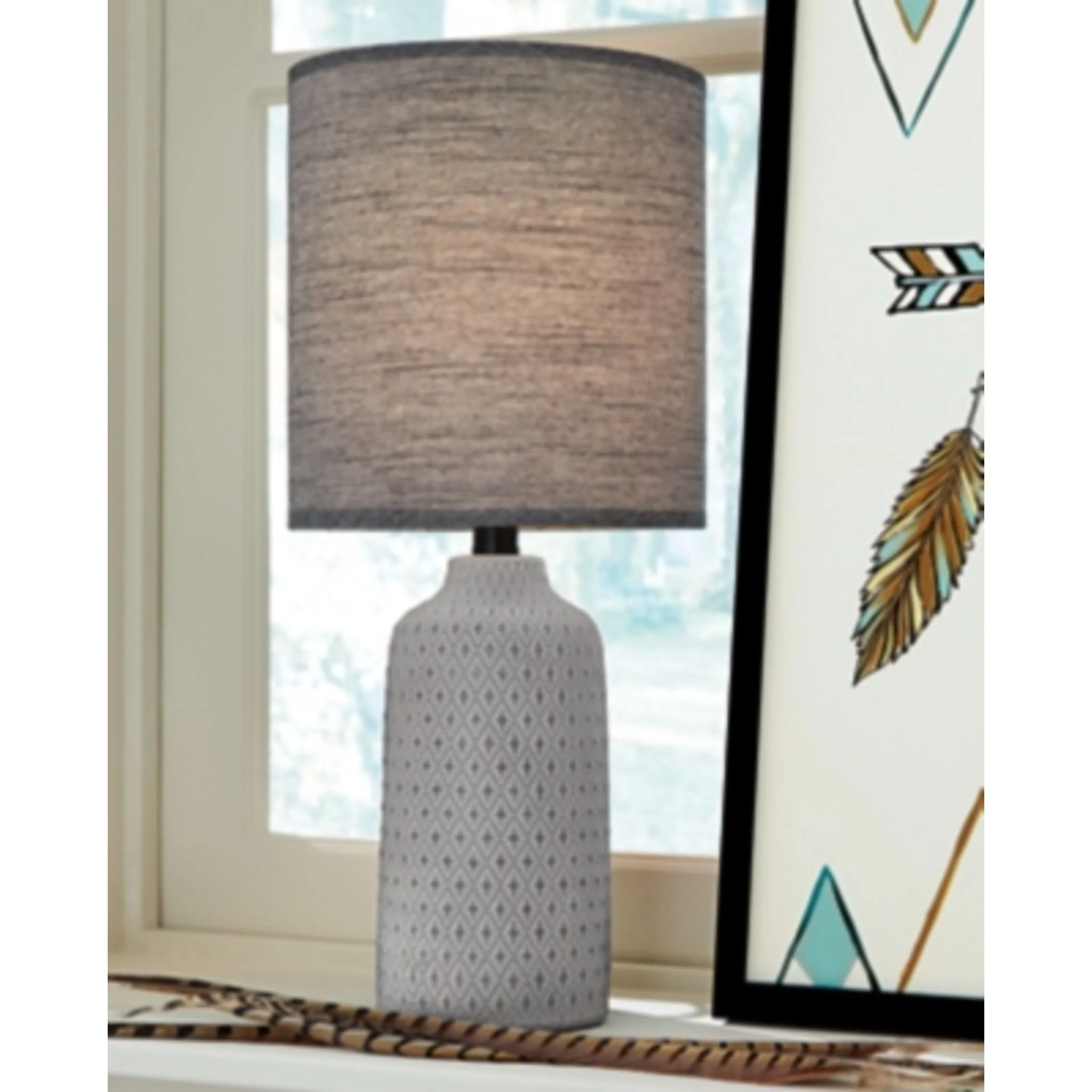 Donnford Table Lamp (Single) - Image 2