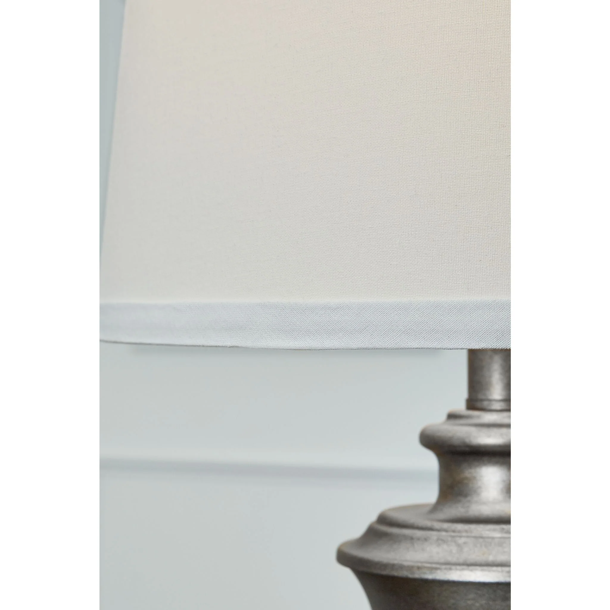Doraley Table Lamp (Pair) - Image 3