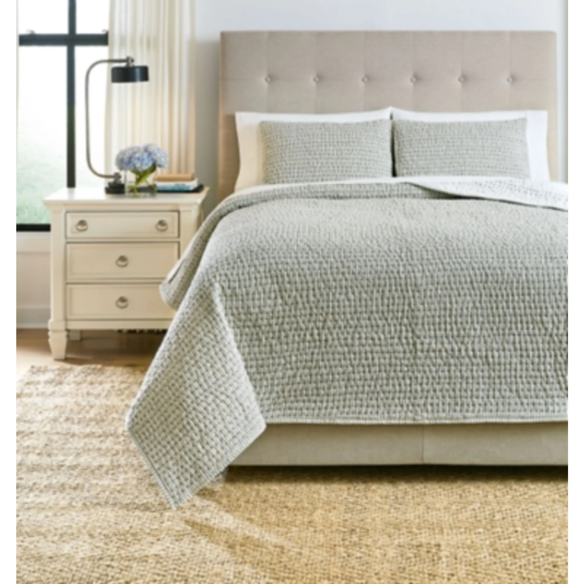Doralia King Coverlet Set - Image 2