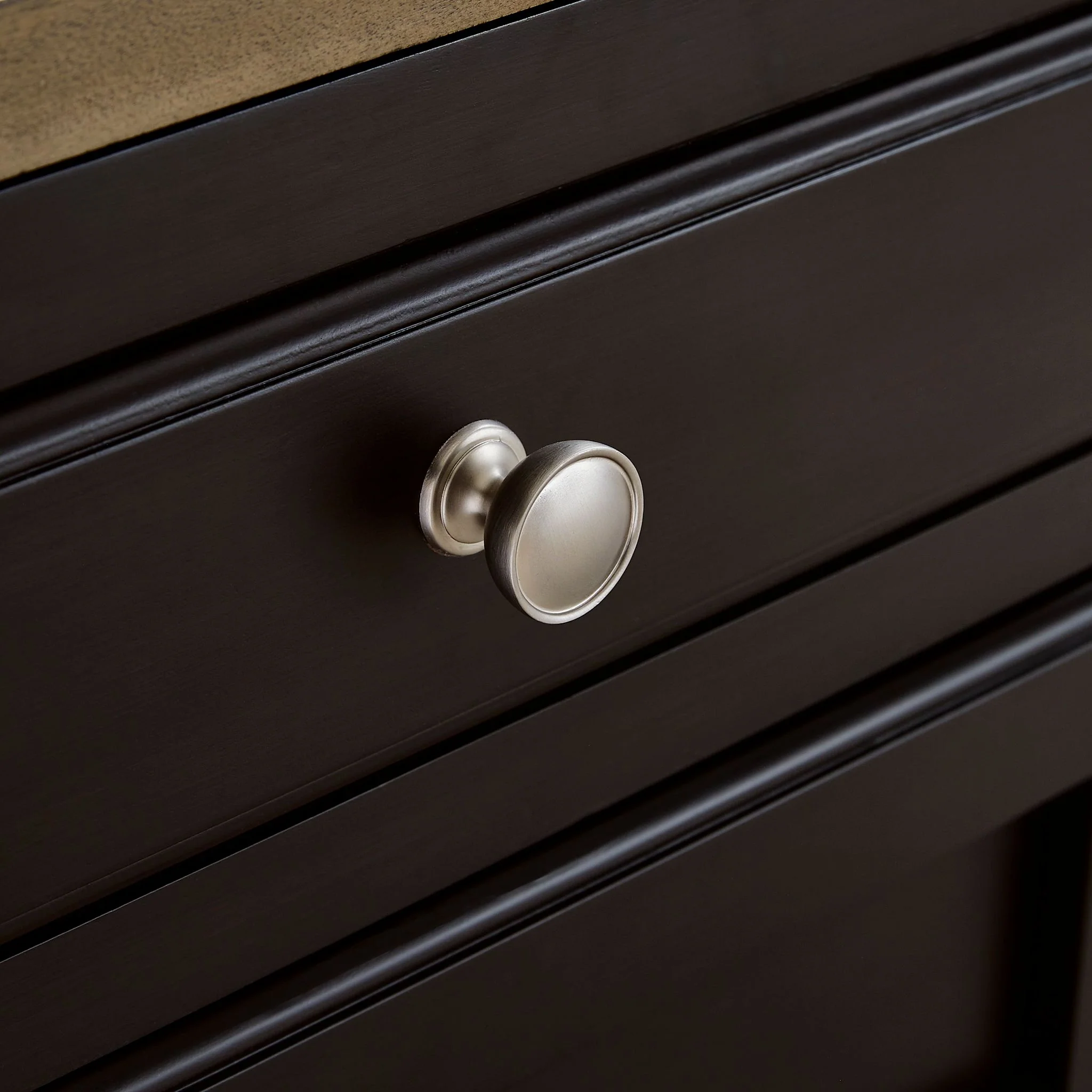 Drazmine Chairside End Table - Image 10