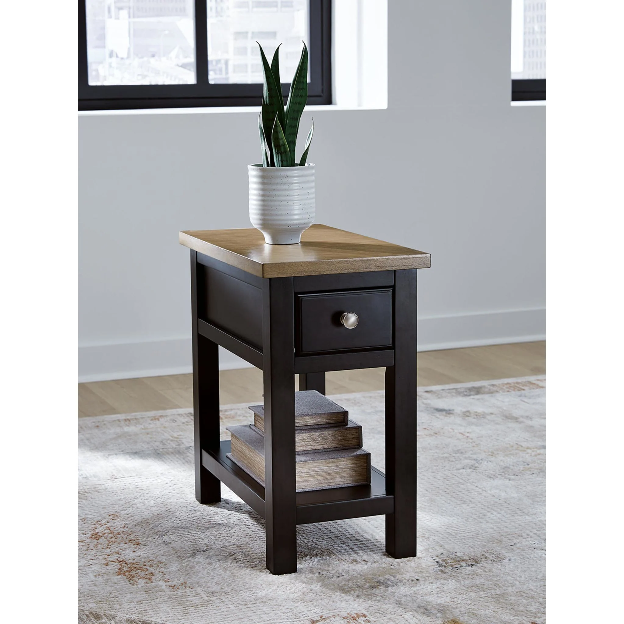 Drazmine Chairside End Table - Image 15