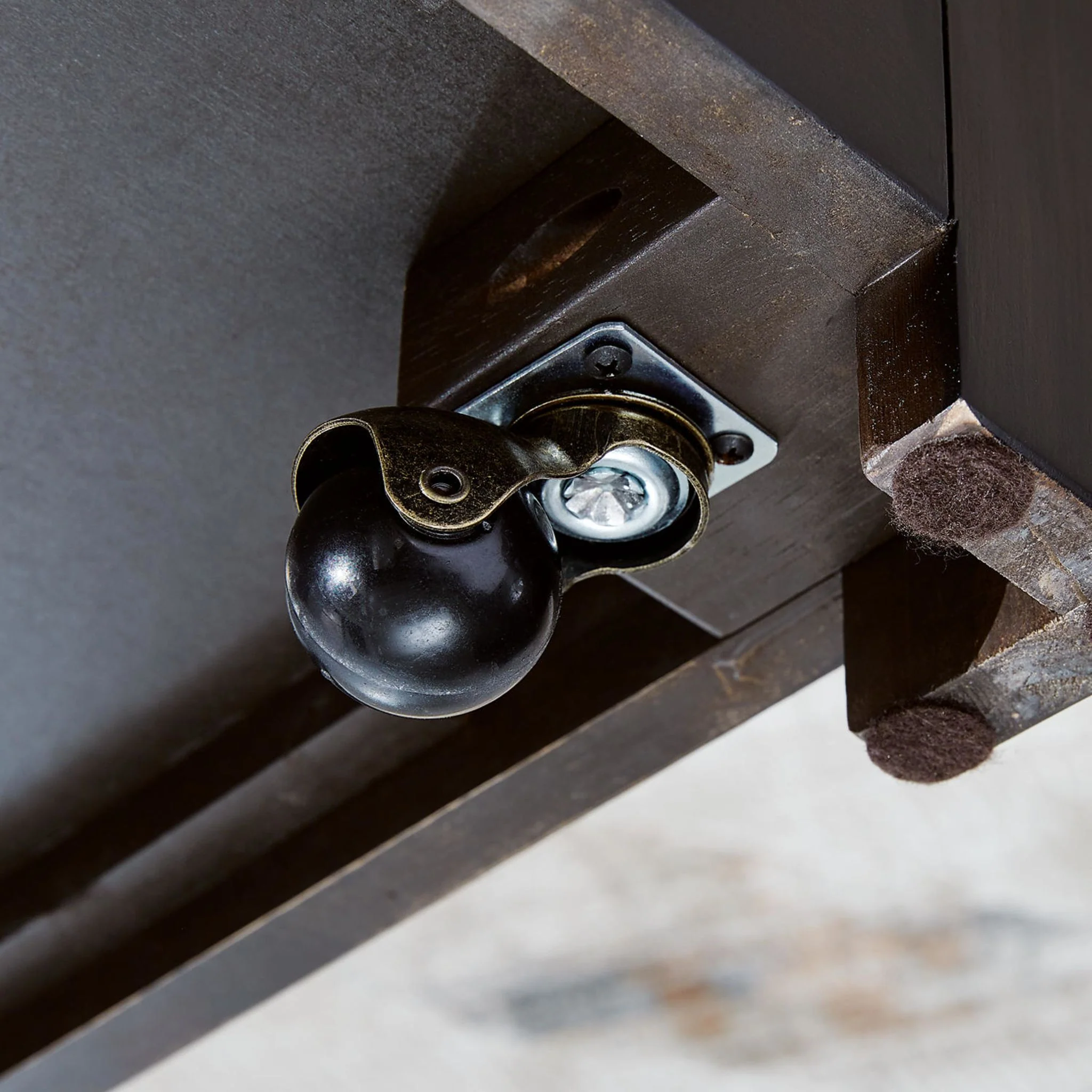 Drazmine Coffee Table - Image 10