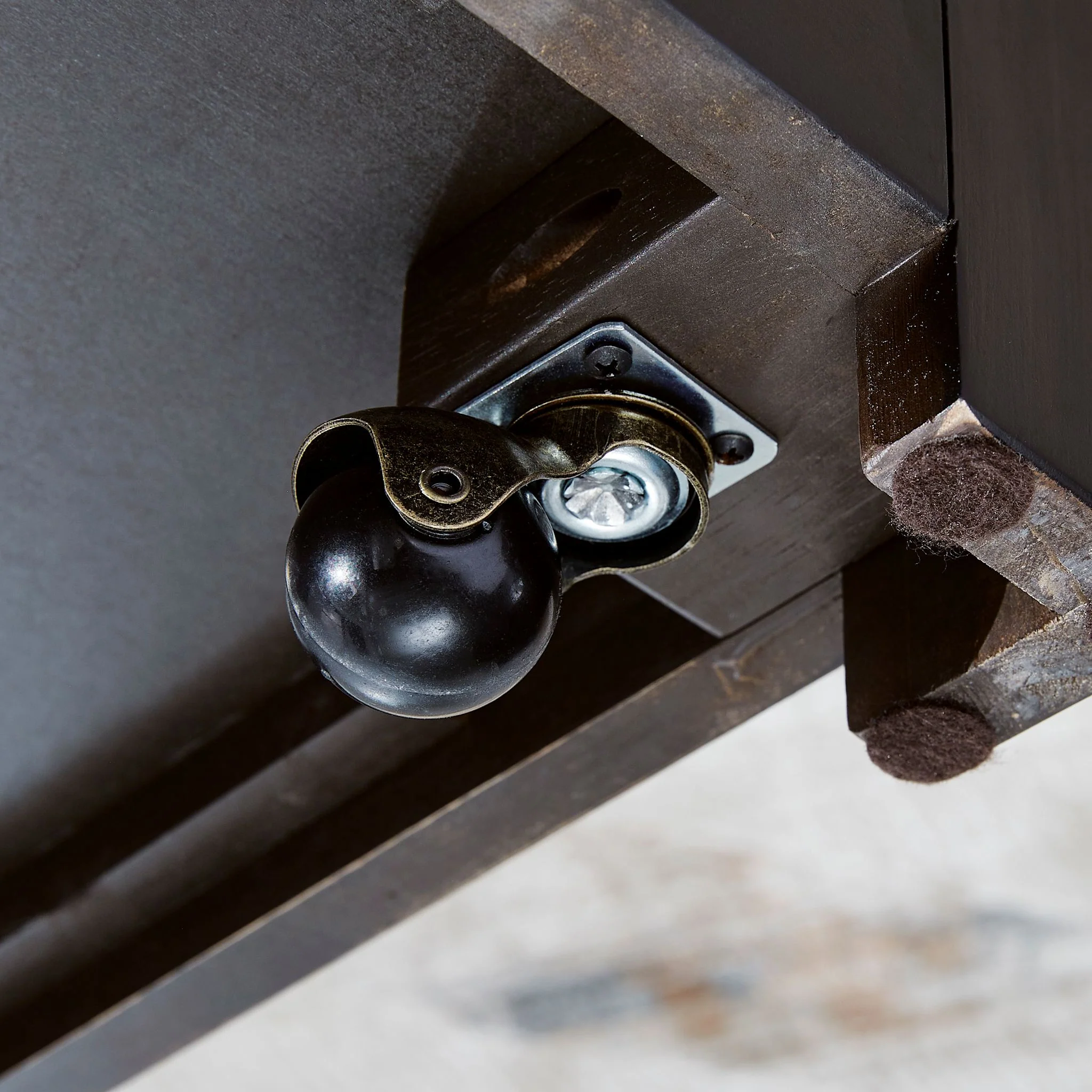 Drazmine Coffee Table - Image 6