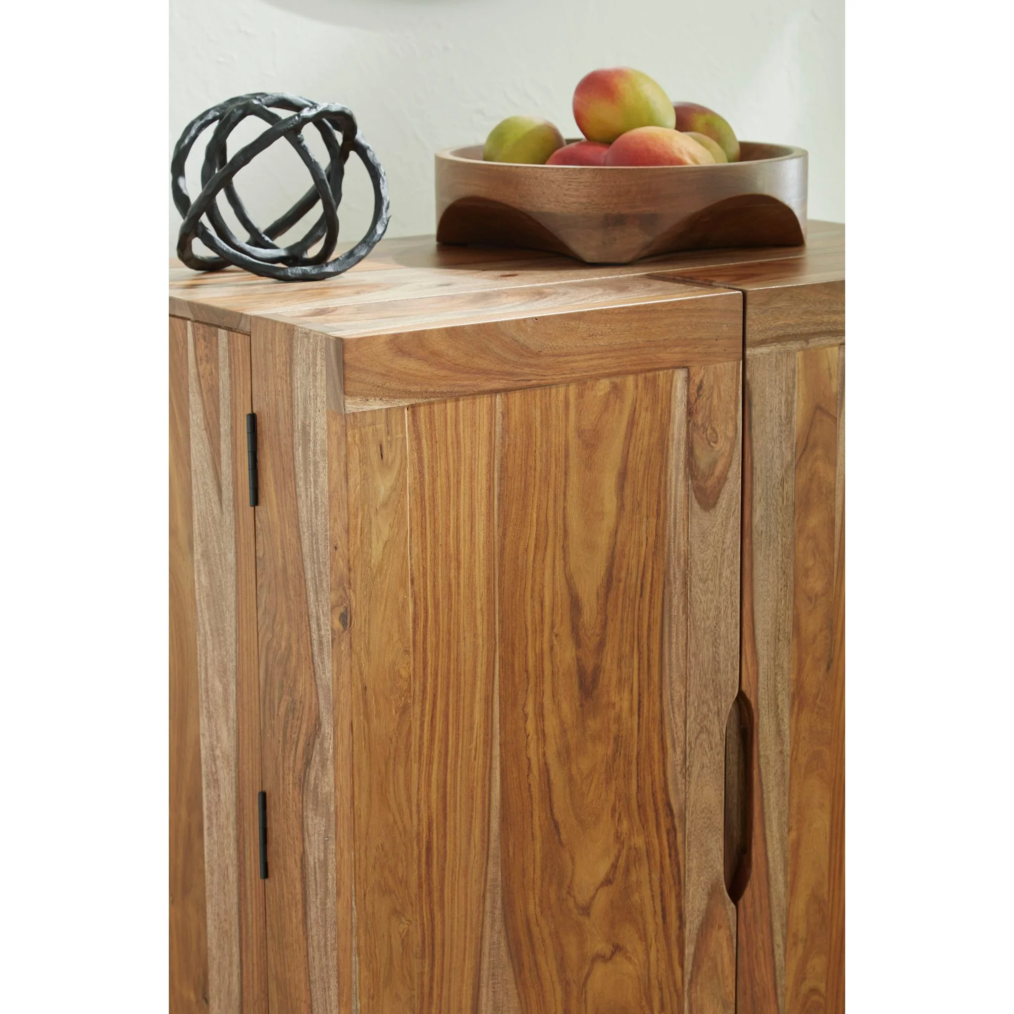 Dressonni Bar Cabinet - Image 7