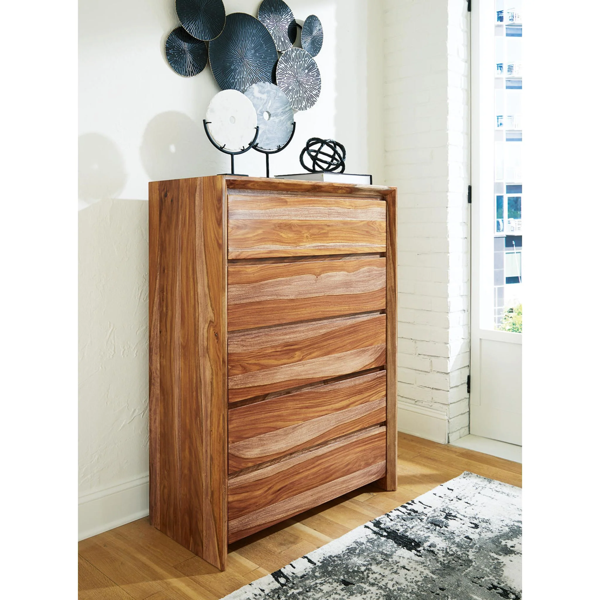 Dressonni Chest - Image 2