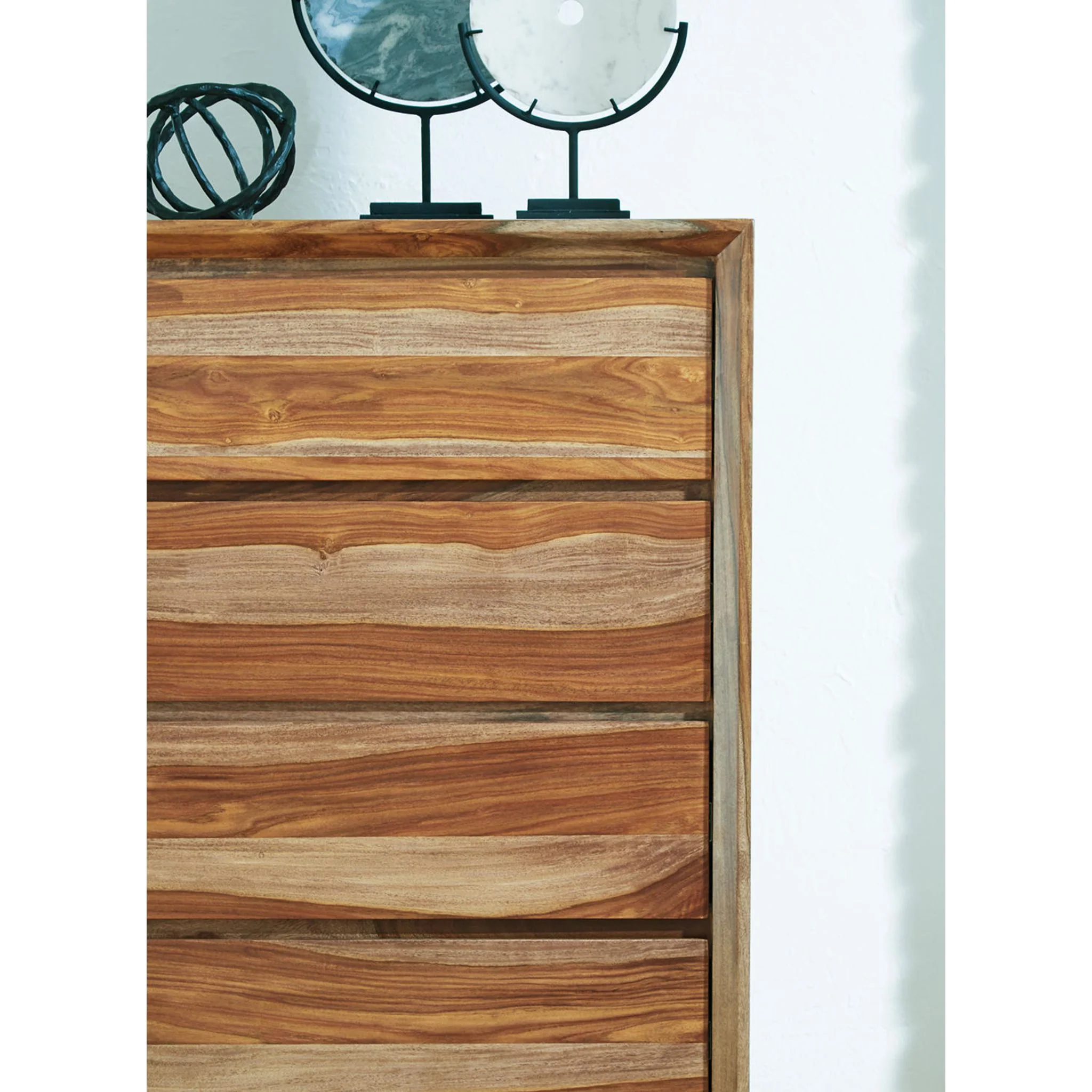 Dressonni Chest - Image 7