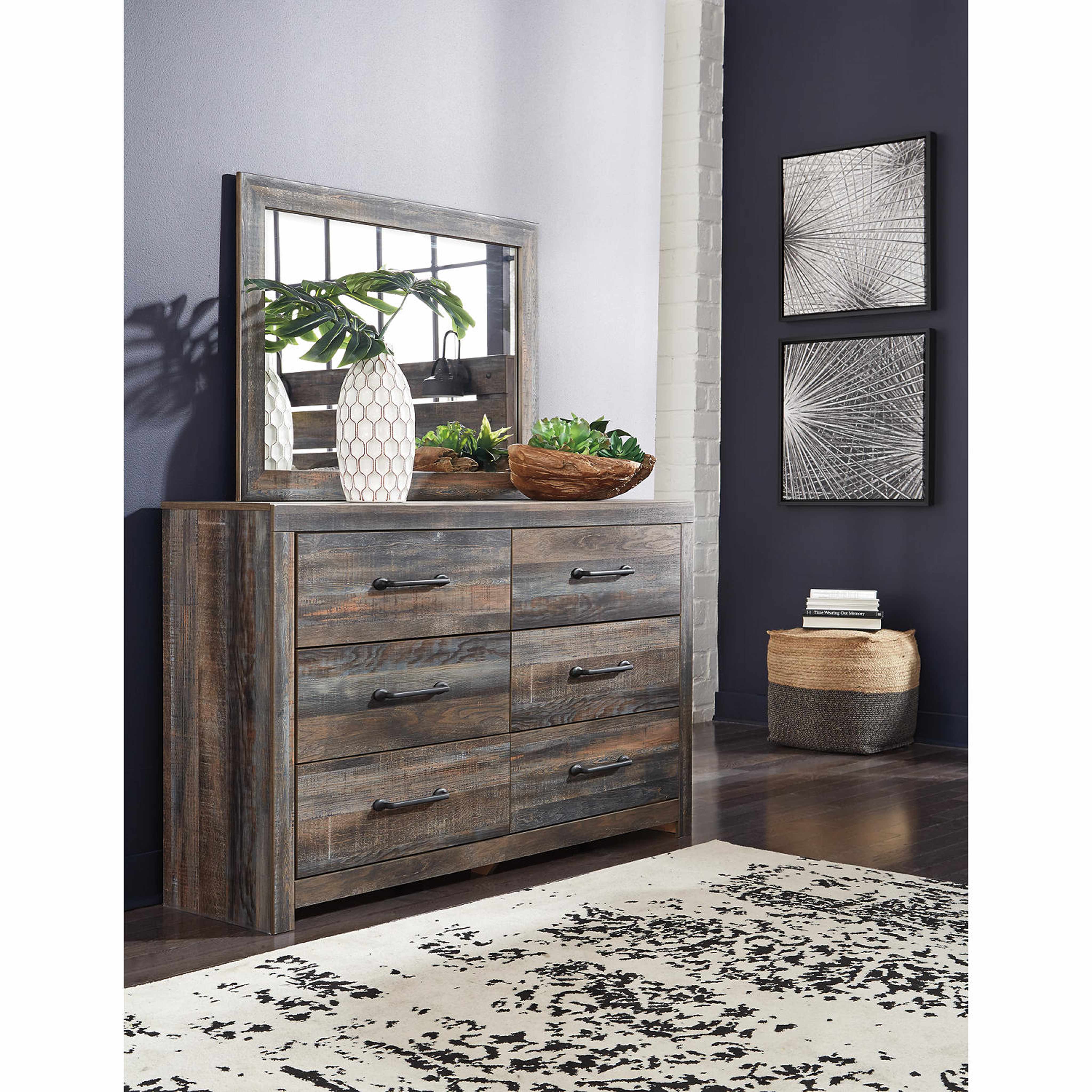 Drystan 5 Piece Panel Bedroom - Image 12