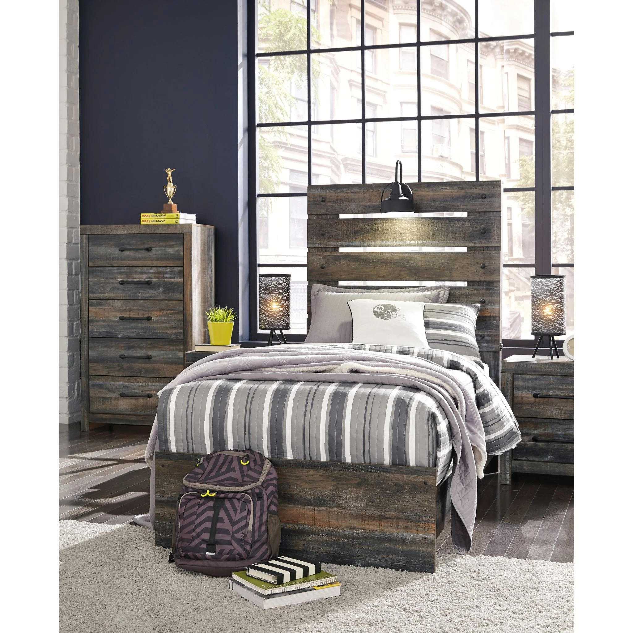 Drystan Panel Bed - Image 6